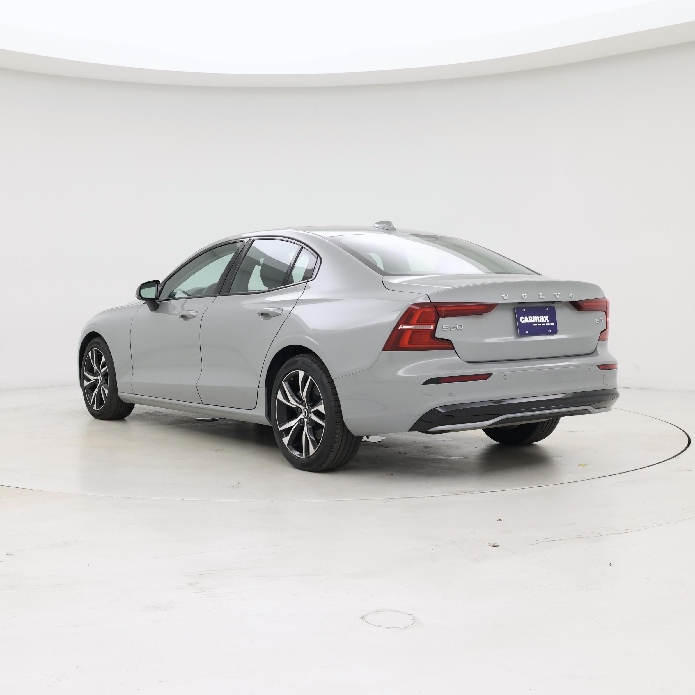 Thumbnail: 2024 Volvo S60 - 2