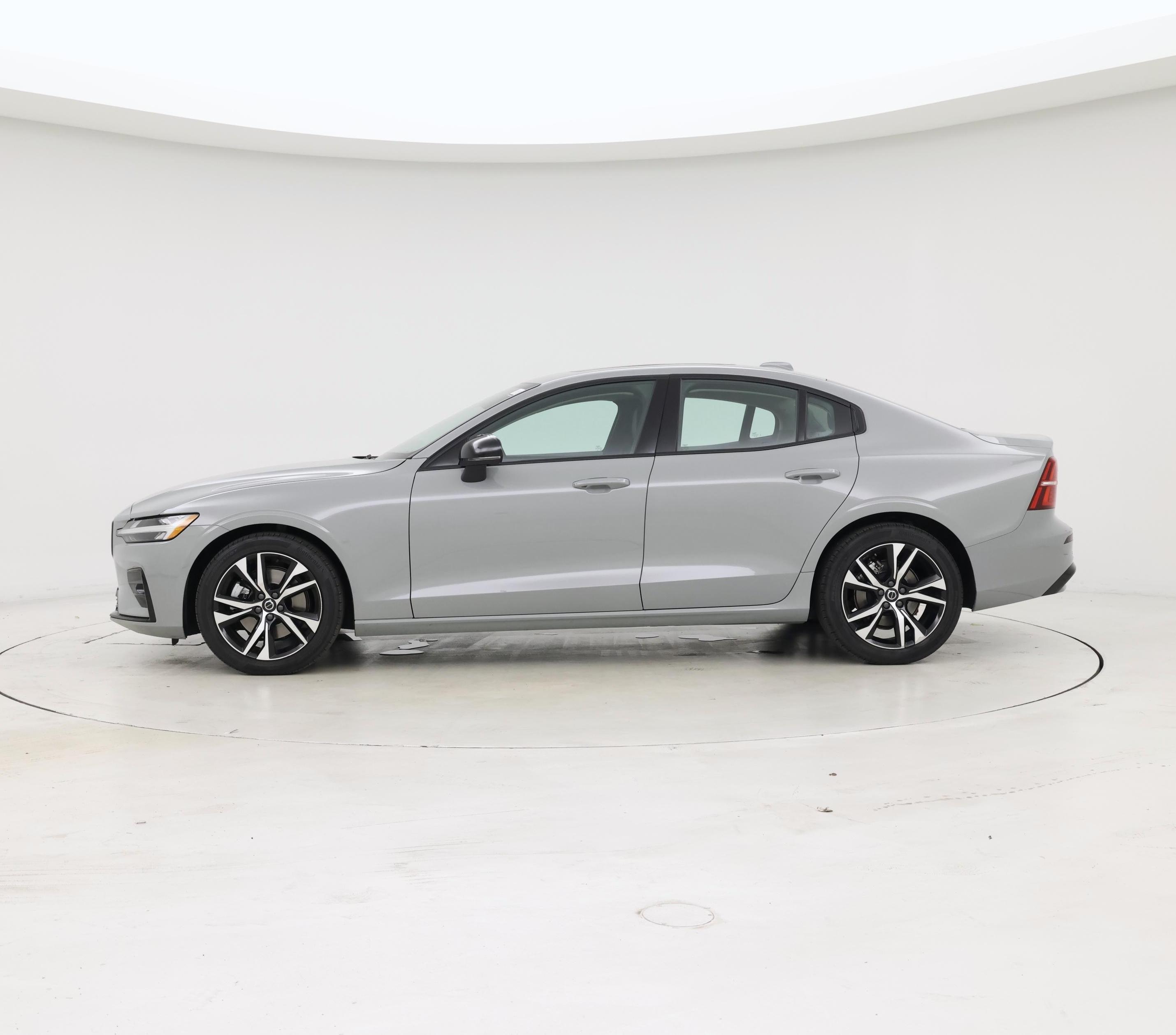 Thumbnail: 2024 Volvo S60 - 3
