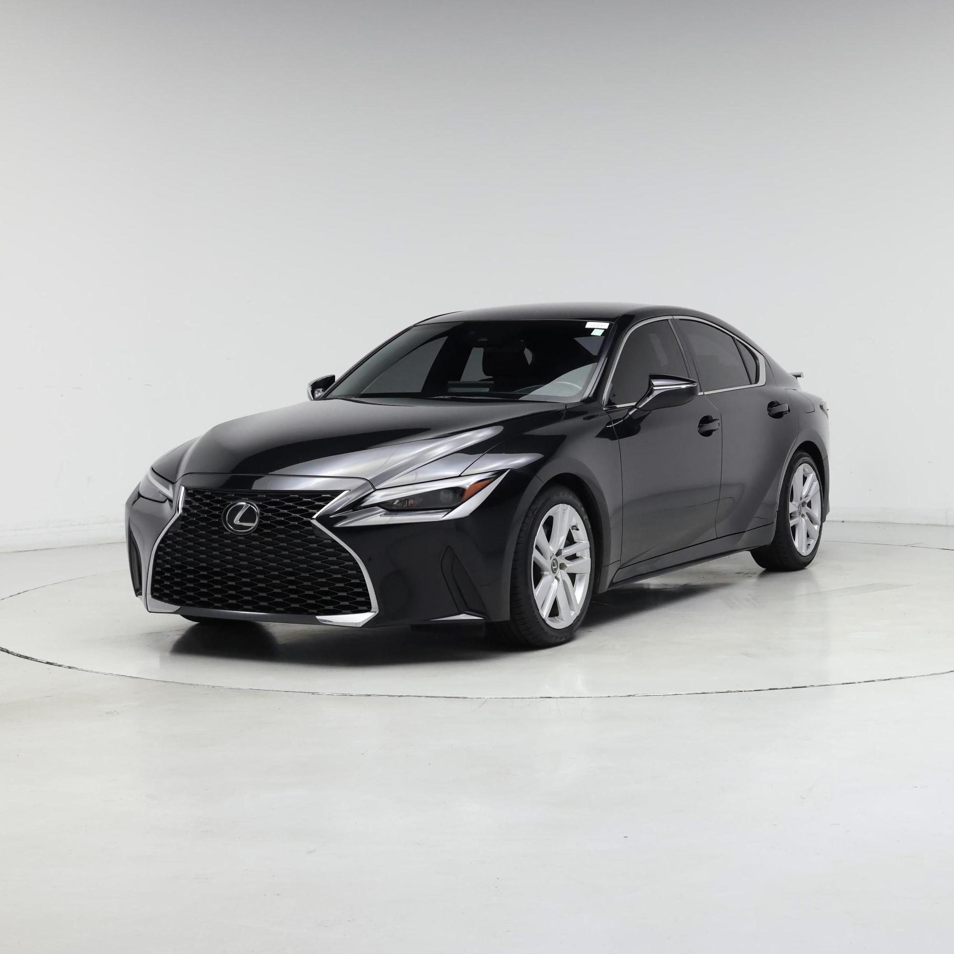 Thumbnail: 2021 Lexus IS - 4