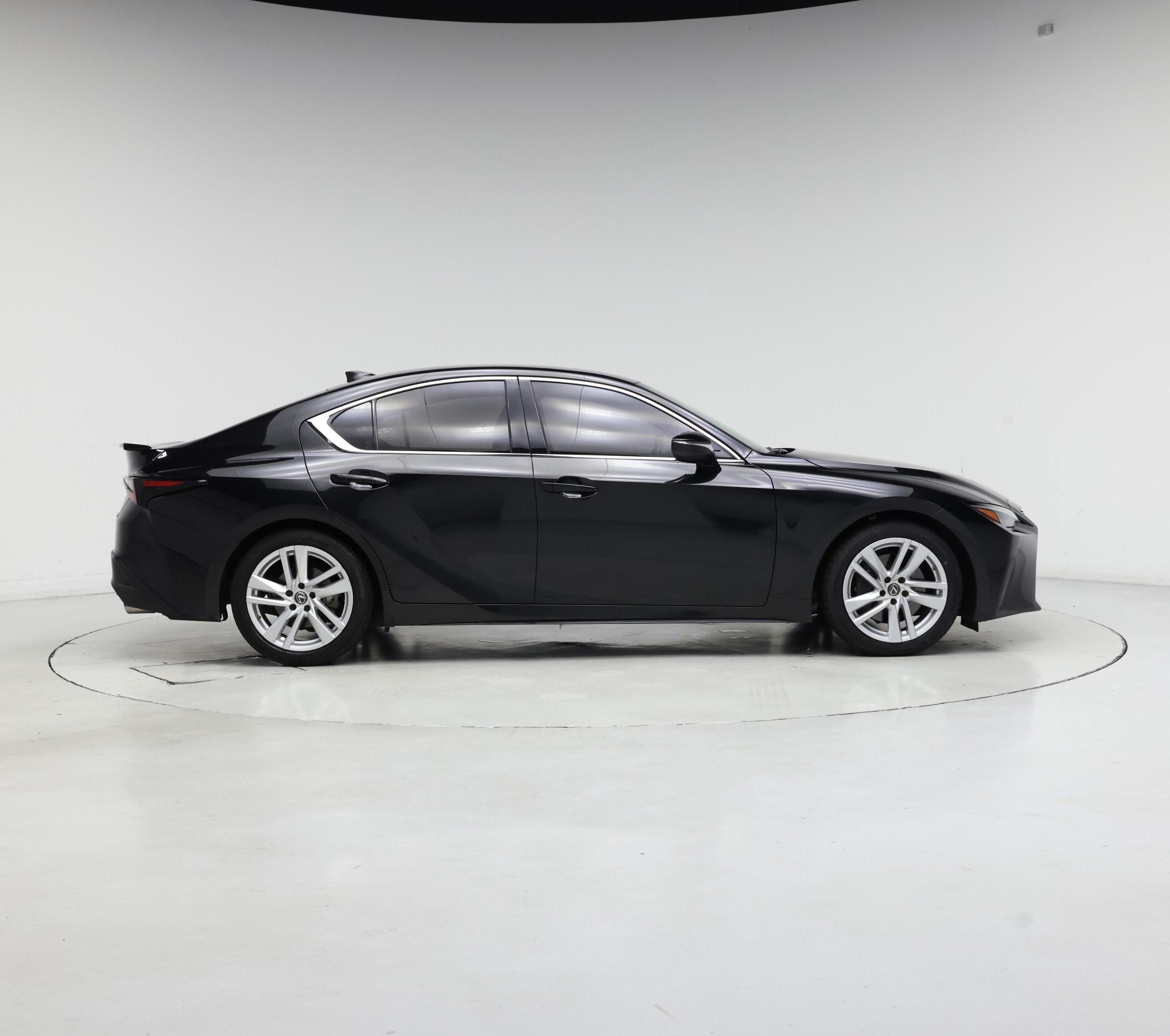Thumbnail: 2021 Lexus IS - 7