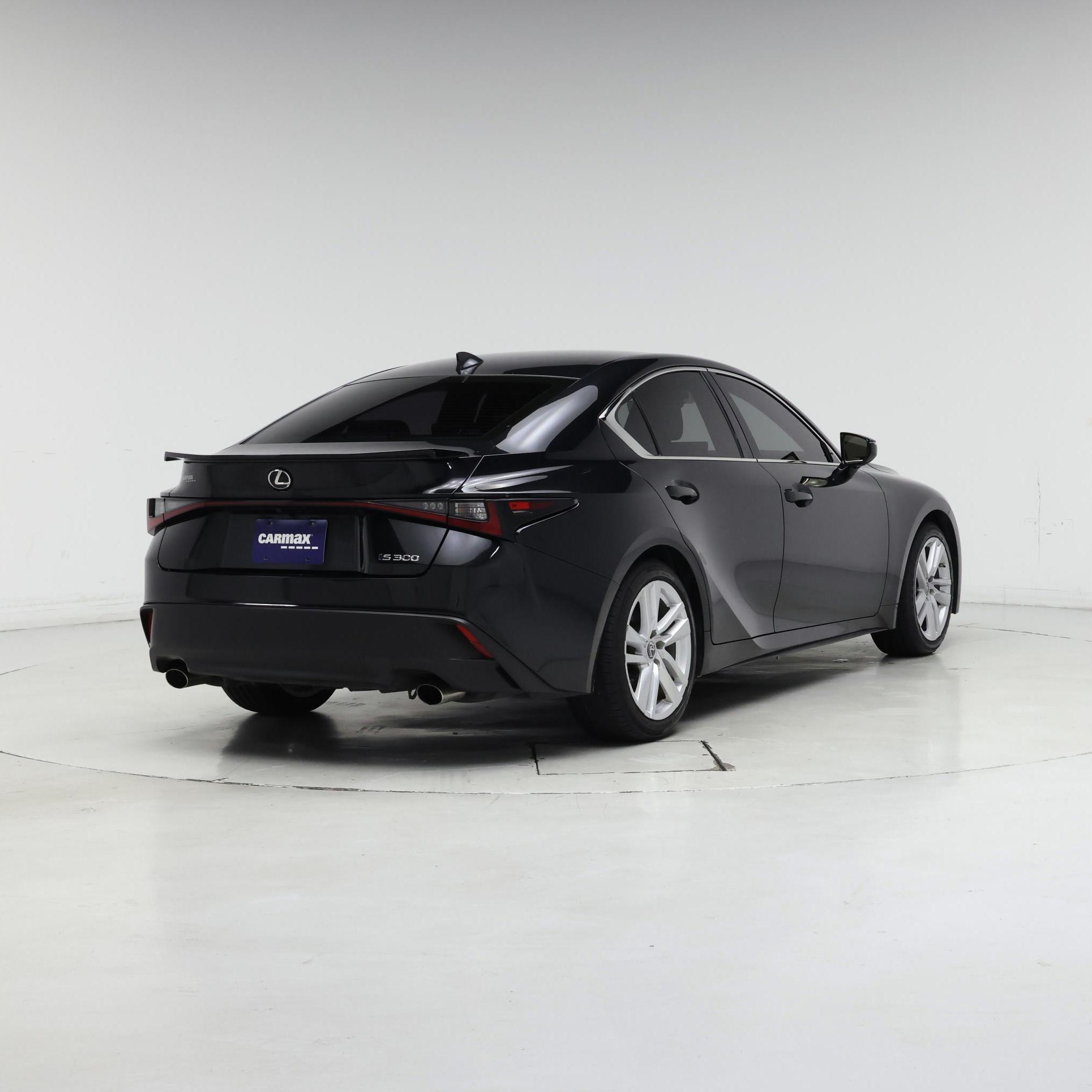 Thumbnail: 2021 Lexus IS - 8