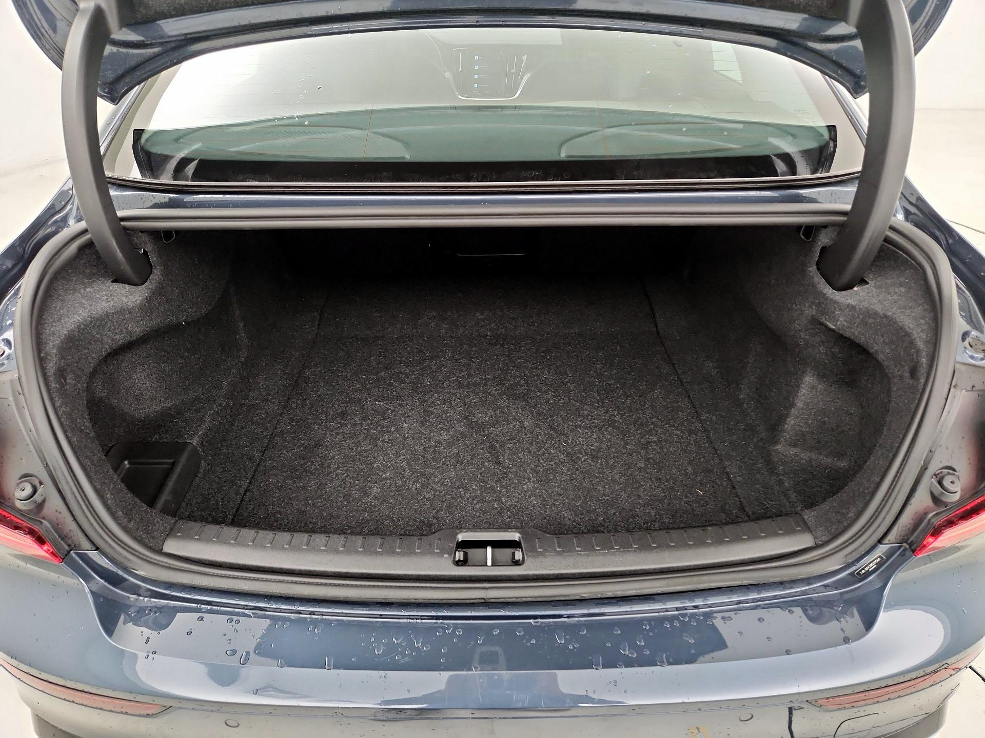 Thumbnail: 2024 Volvo S60 - 16
