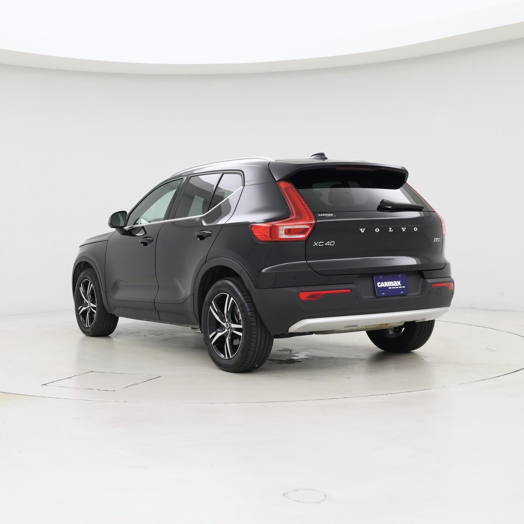 Thumbnail: 2025 Volvo XC40 - 2
