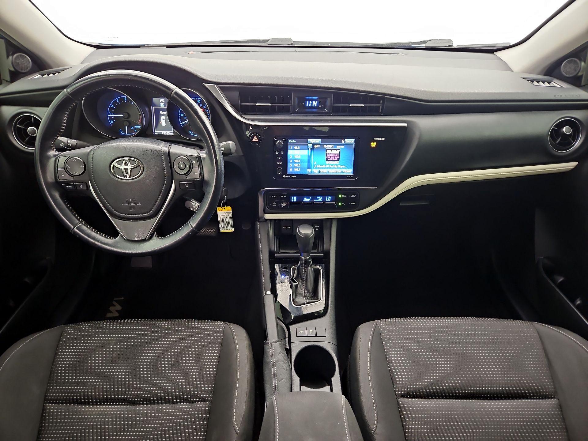 Thumbnail: 2018 Toyota Corolla iM - 9