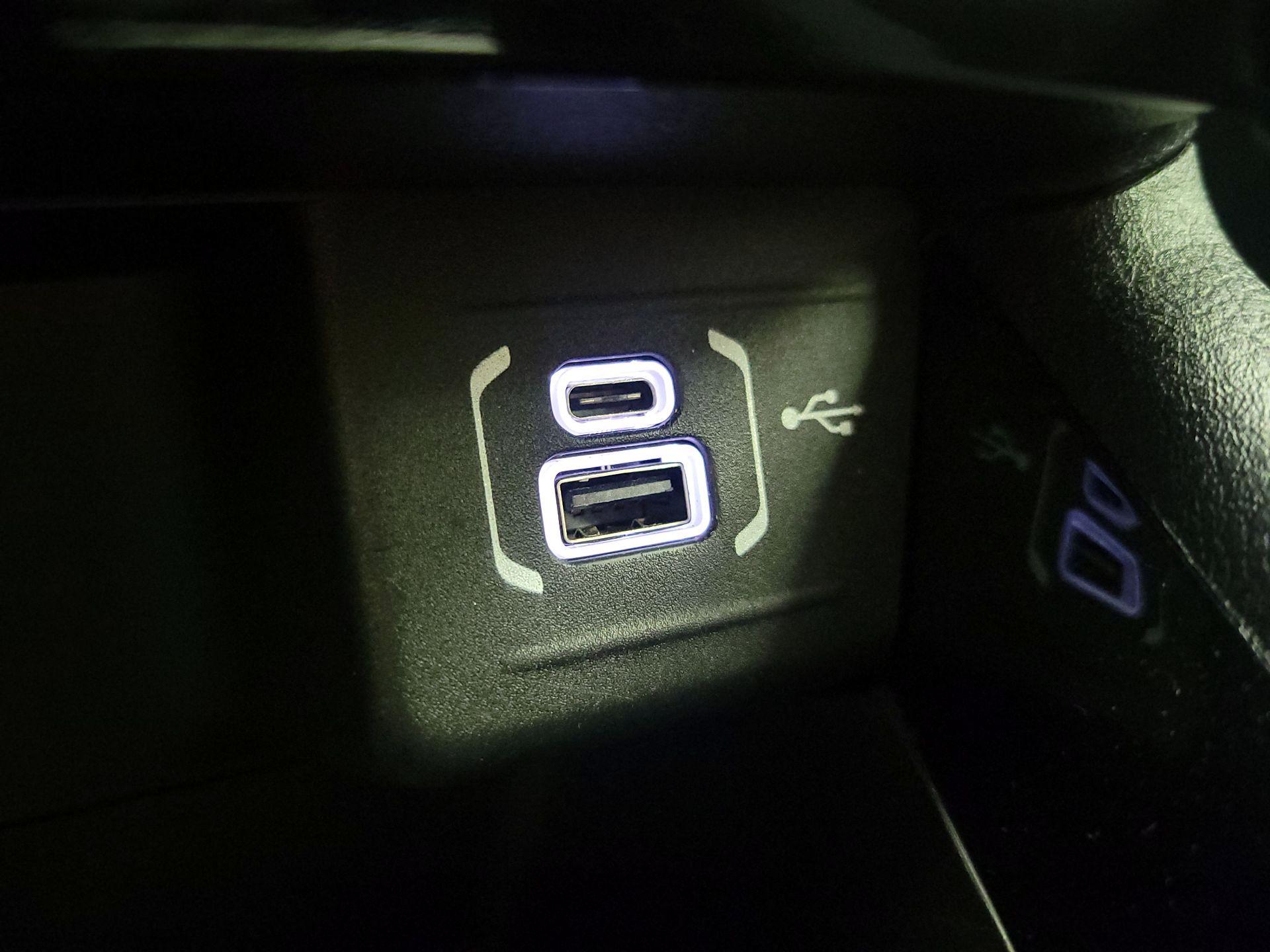Thumbnail: 2022 Jeep Compass - 18