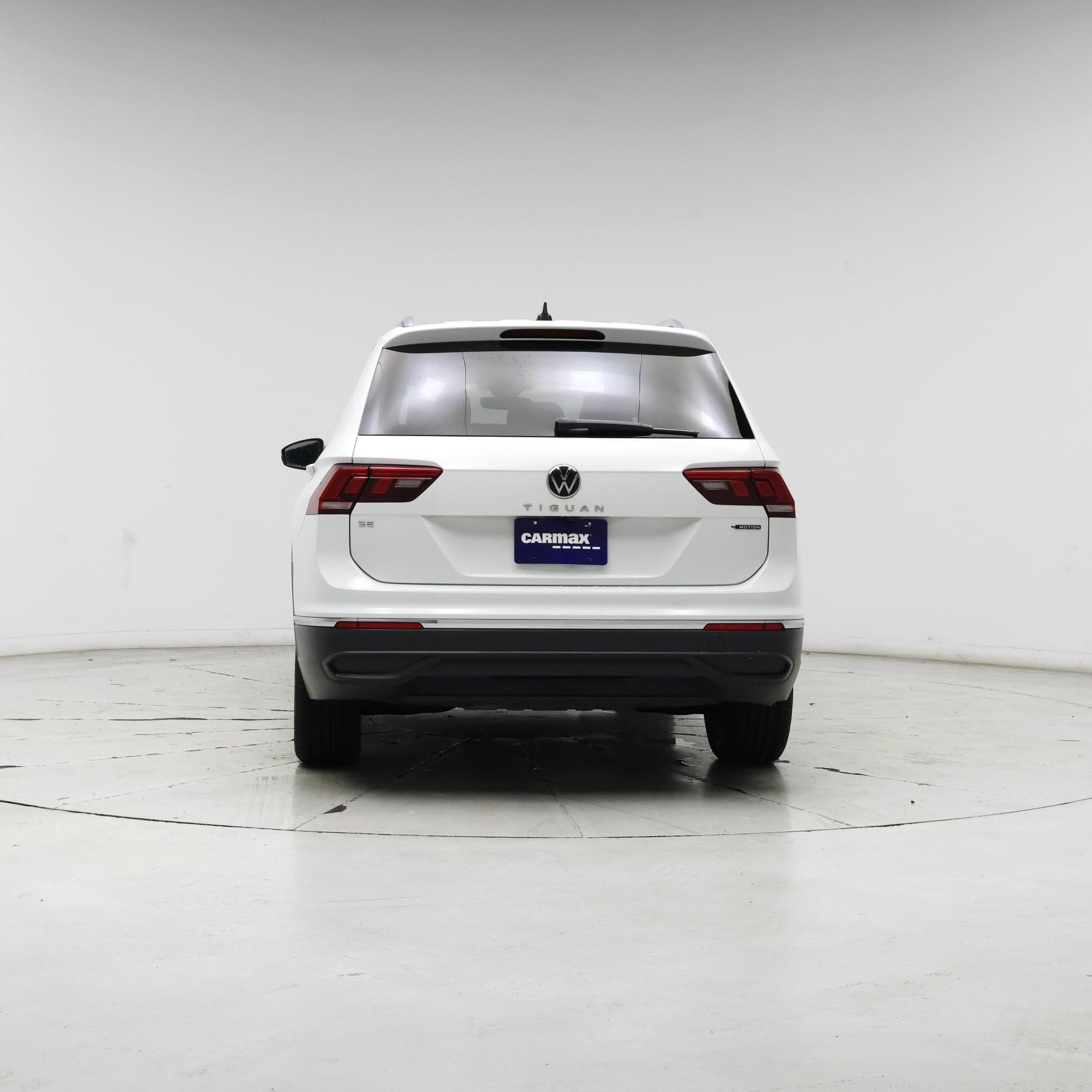 Thumbnail: 2022 Volkswagen Tiguan - 6