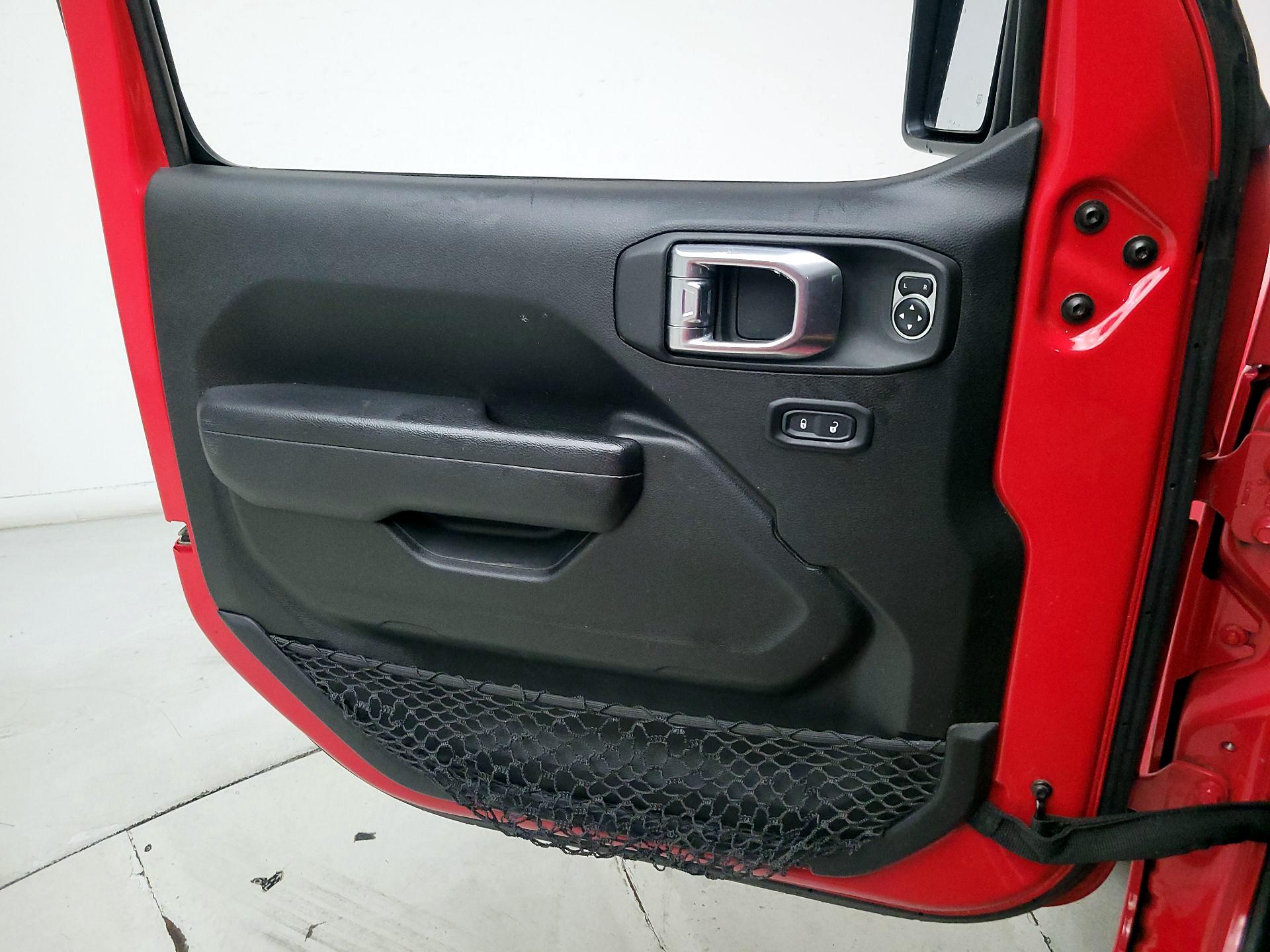 Thumbnail: 2022 Jeep Gladiator - 12