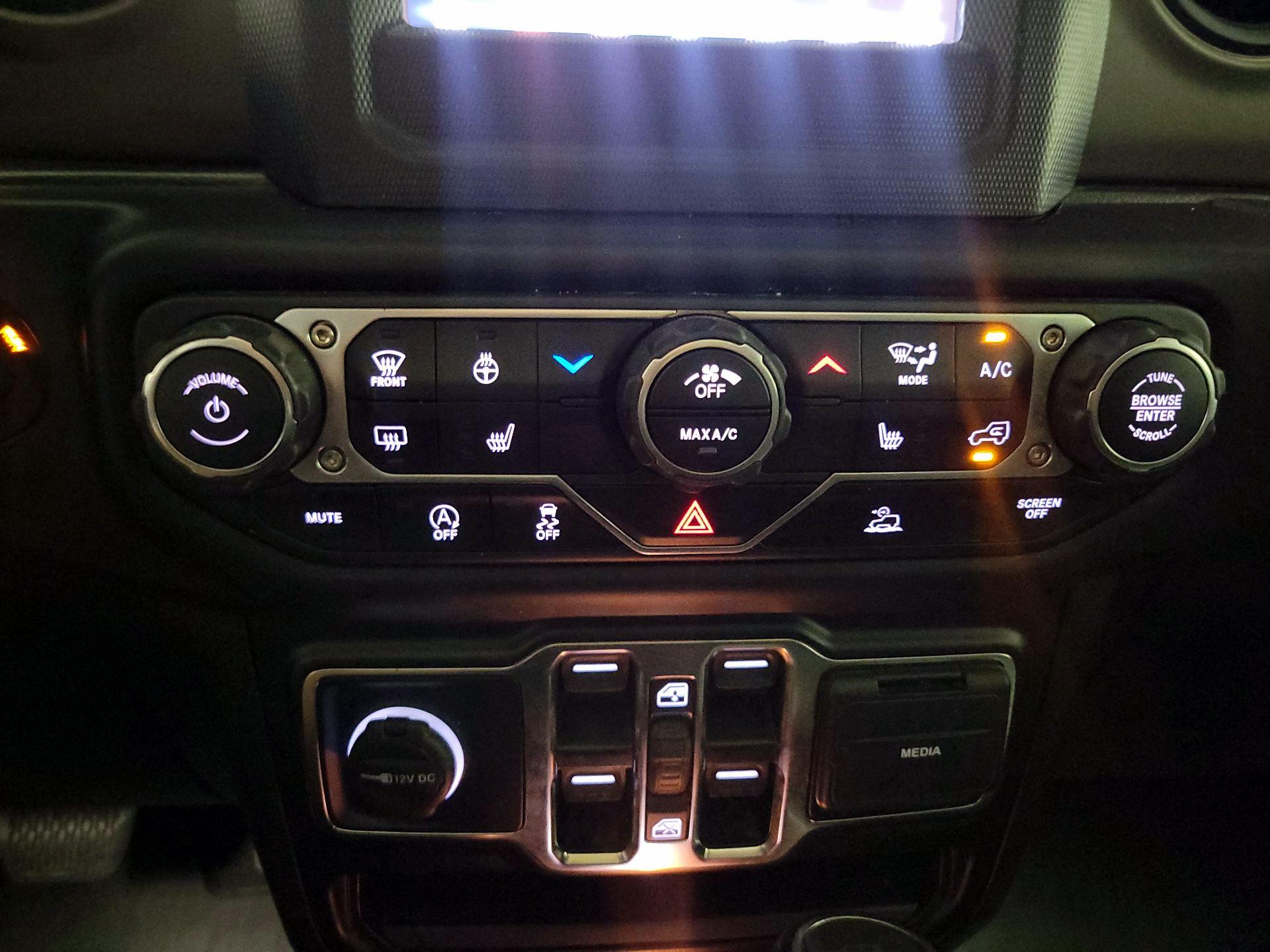 Thumbnail: 2022 Jeep Gladiator - 16
