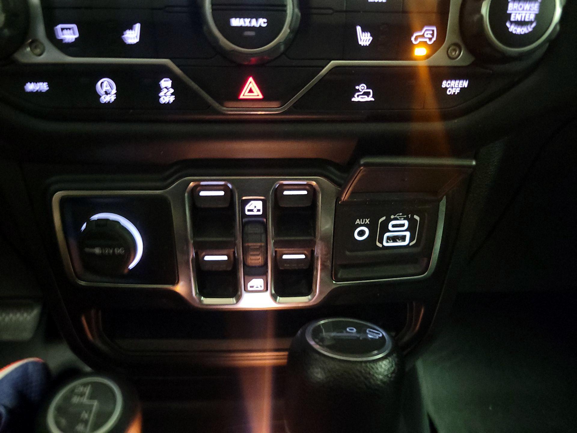 Thumbnail: 2022 Jeep Gladiator - 18