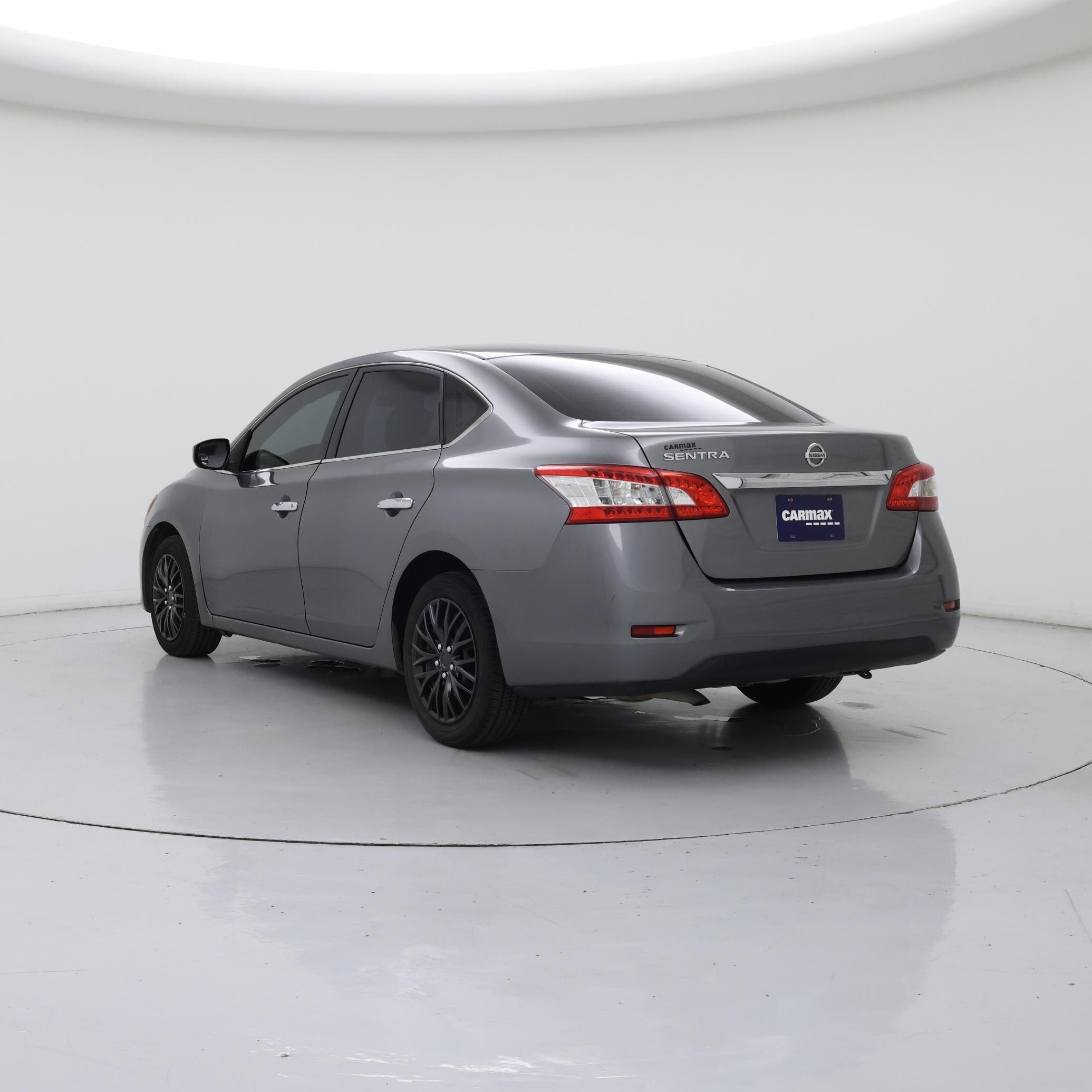 Thumbnail: 2015 Nissan Sentra - 2