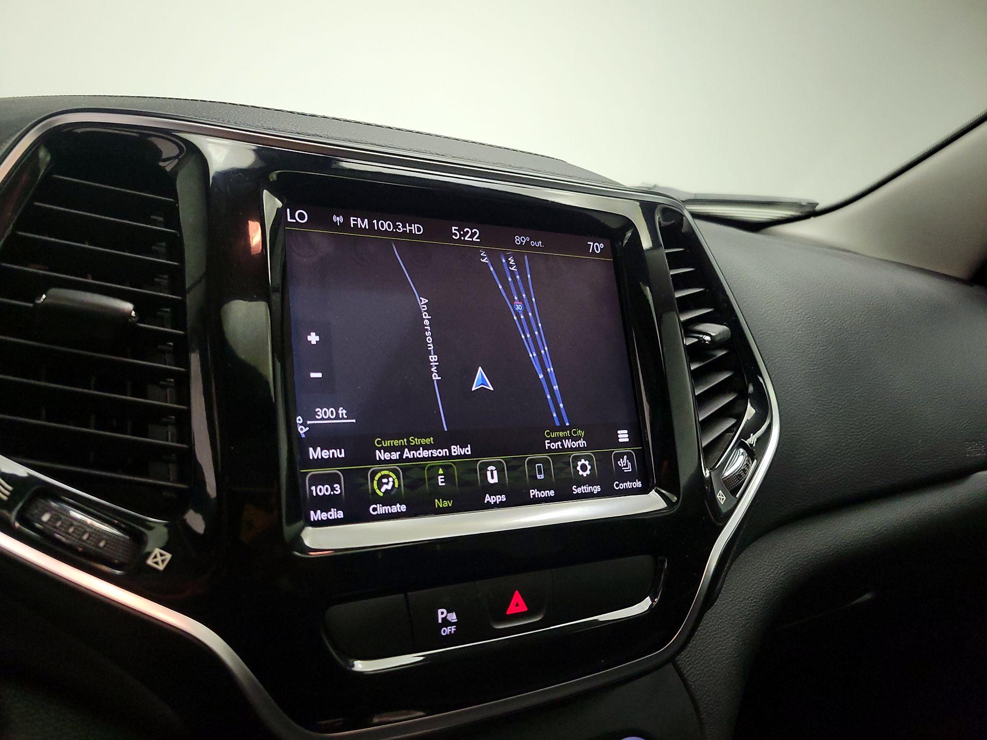 Thumbnail: 2020 Jeep Cherokee - 14