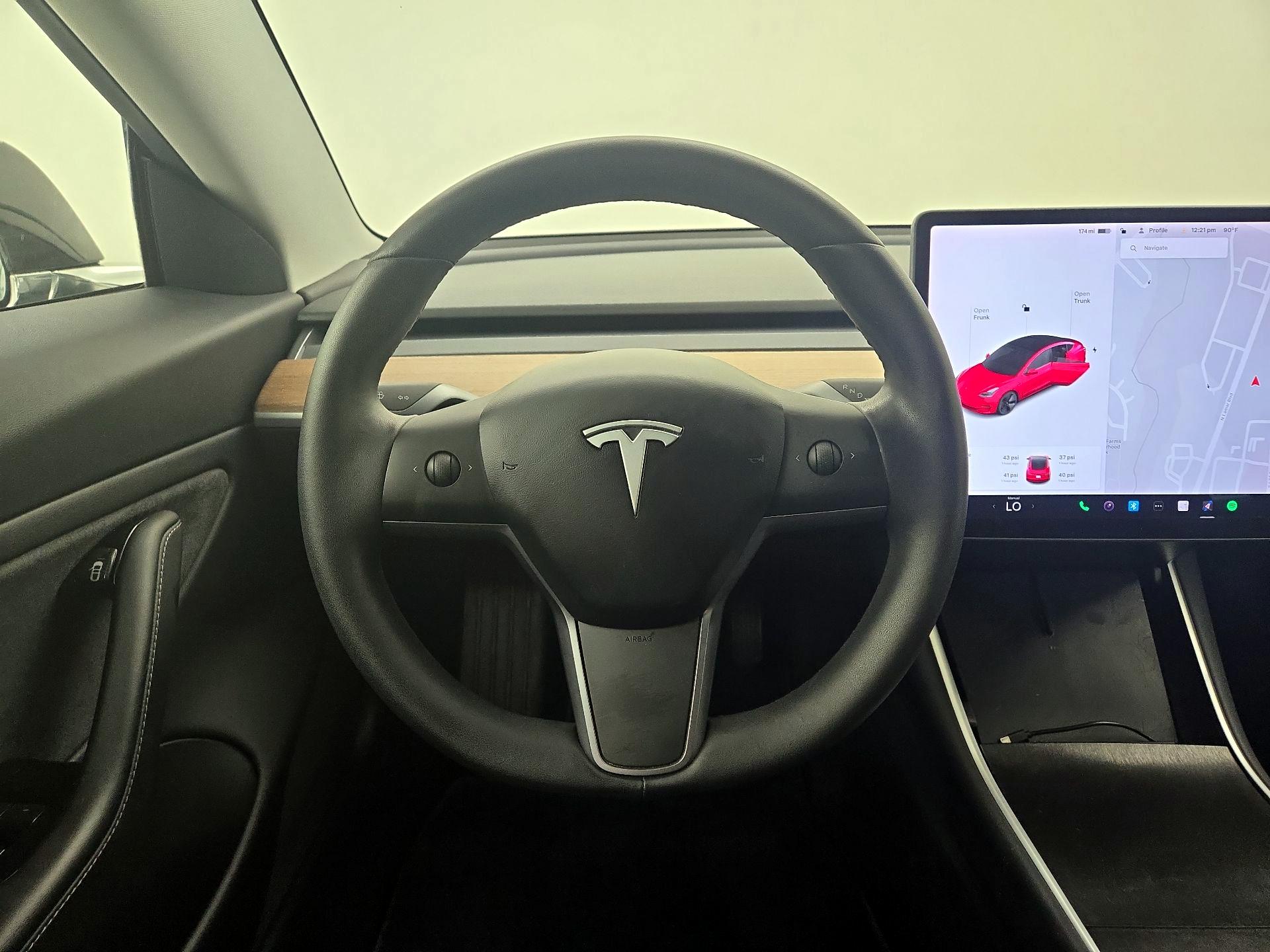 Thumbnail: 2019 Tesla Model 3 - 10