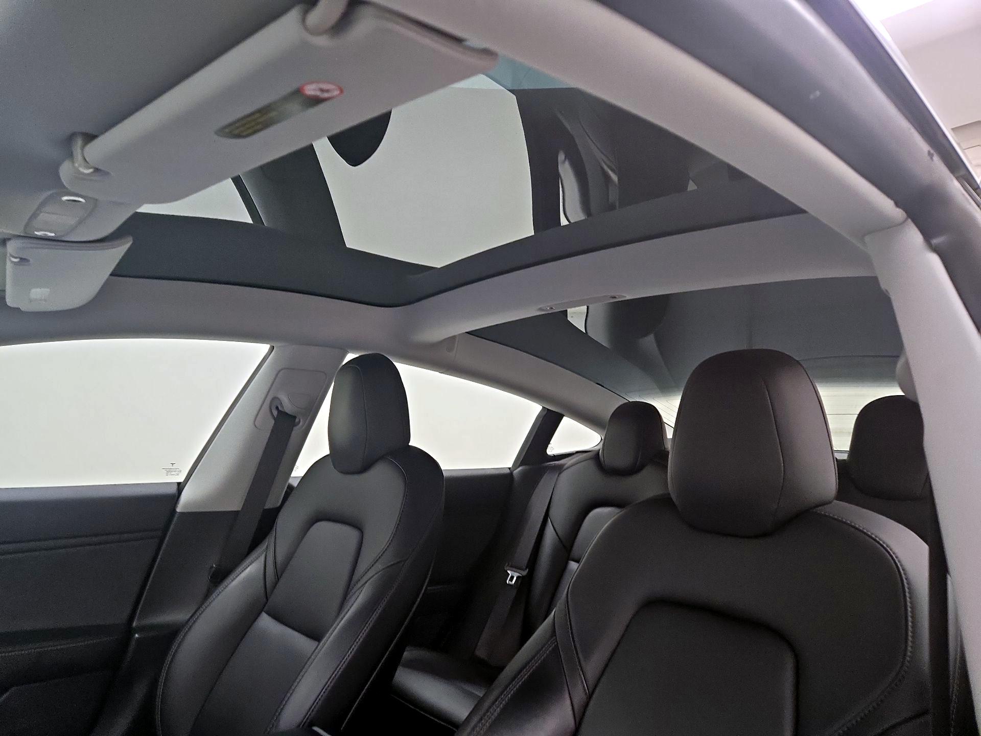 Thumbnail: 2019 Tesla Model 3 - 19