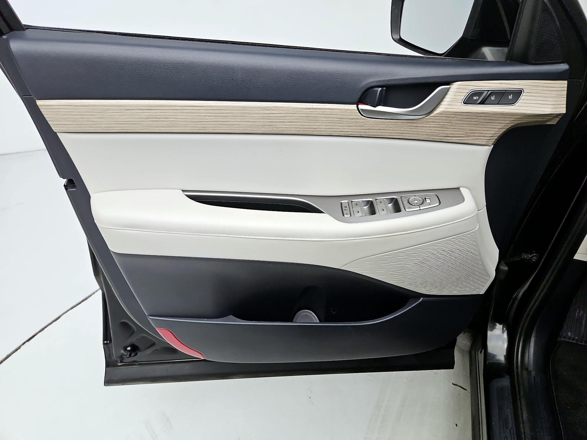 Thumbnail: 2022 Hyundai Palisade - 12