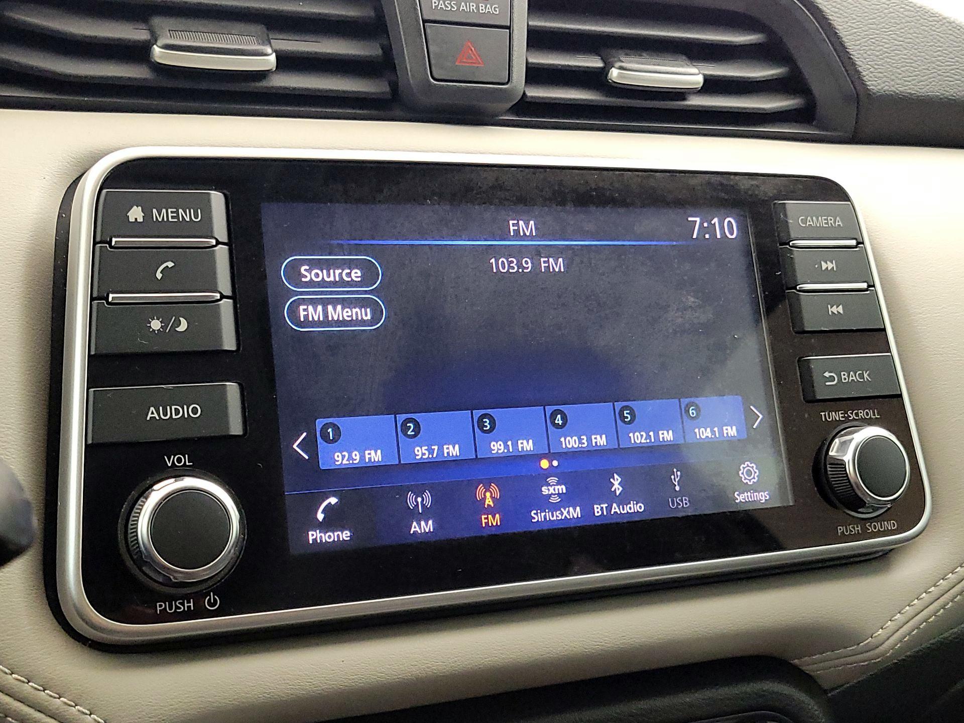 Thumbnail: 2020 Nissan Versa - 15