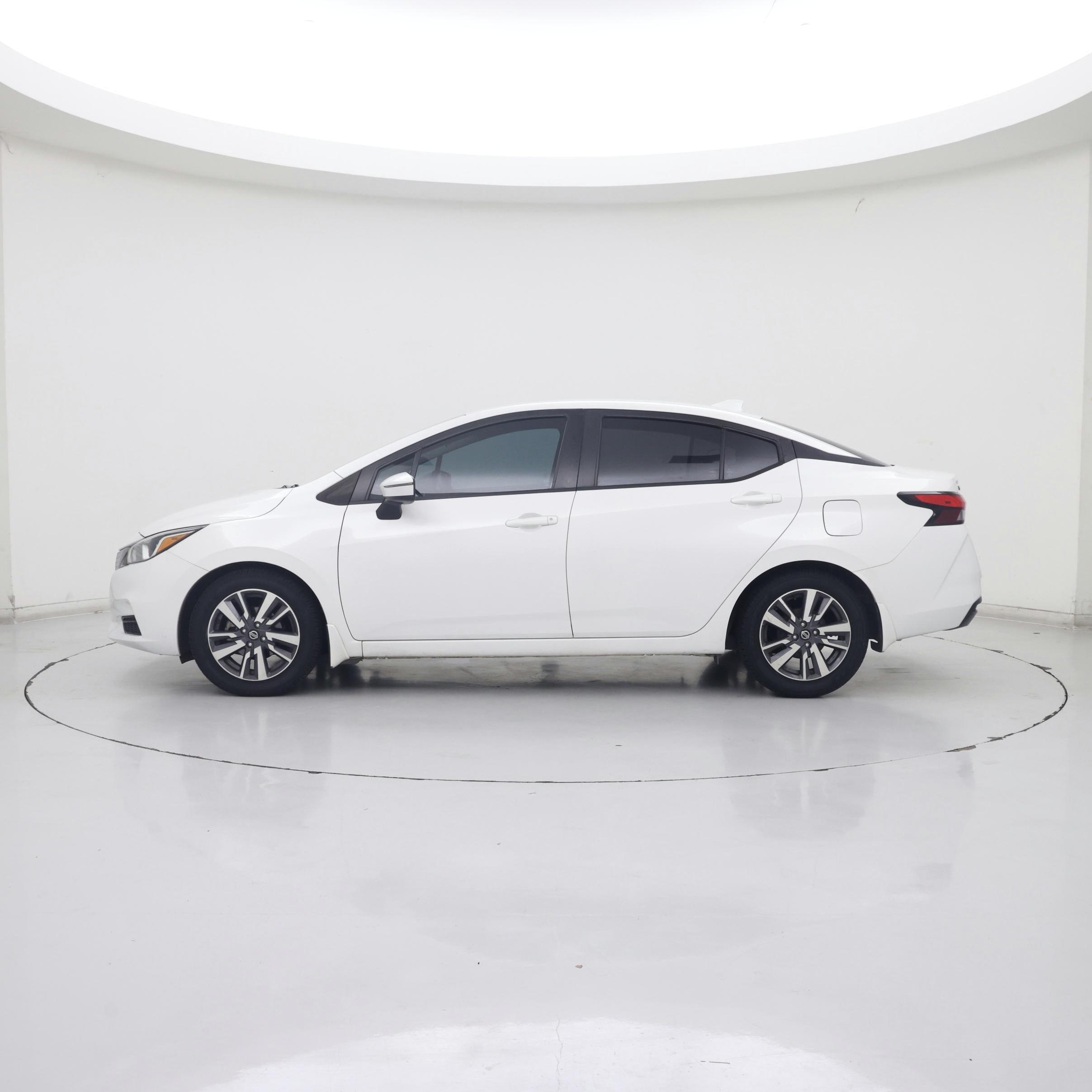 Thumbnail: 2020 Nissan Versa - 3