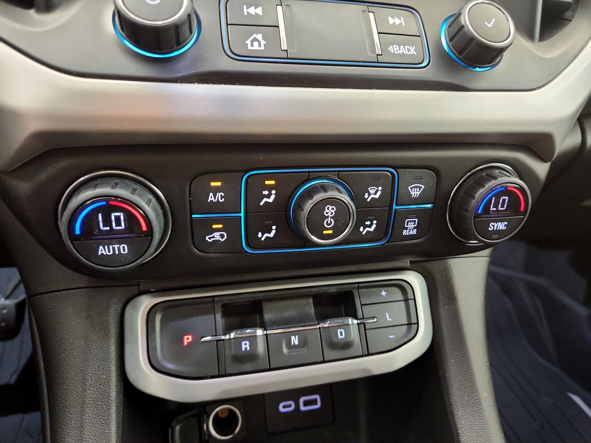 Thumbnail: 2021 GMC Acadia - 16