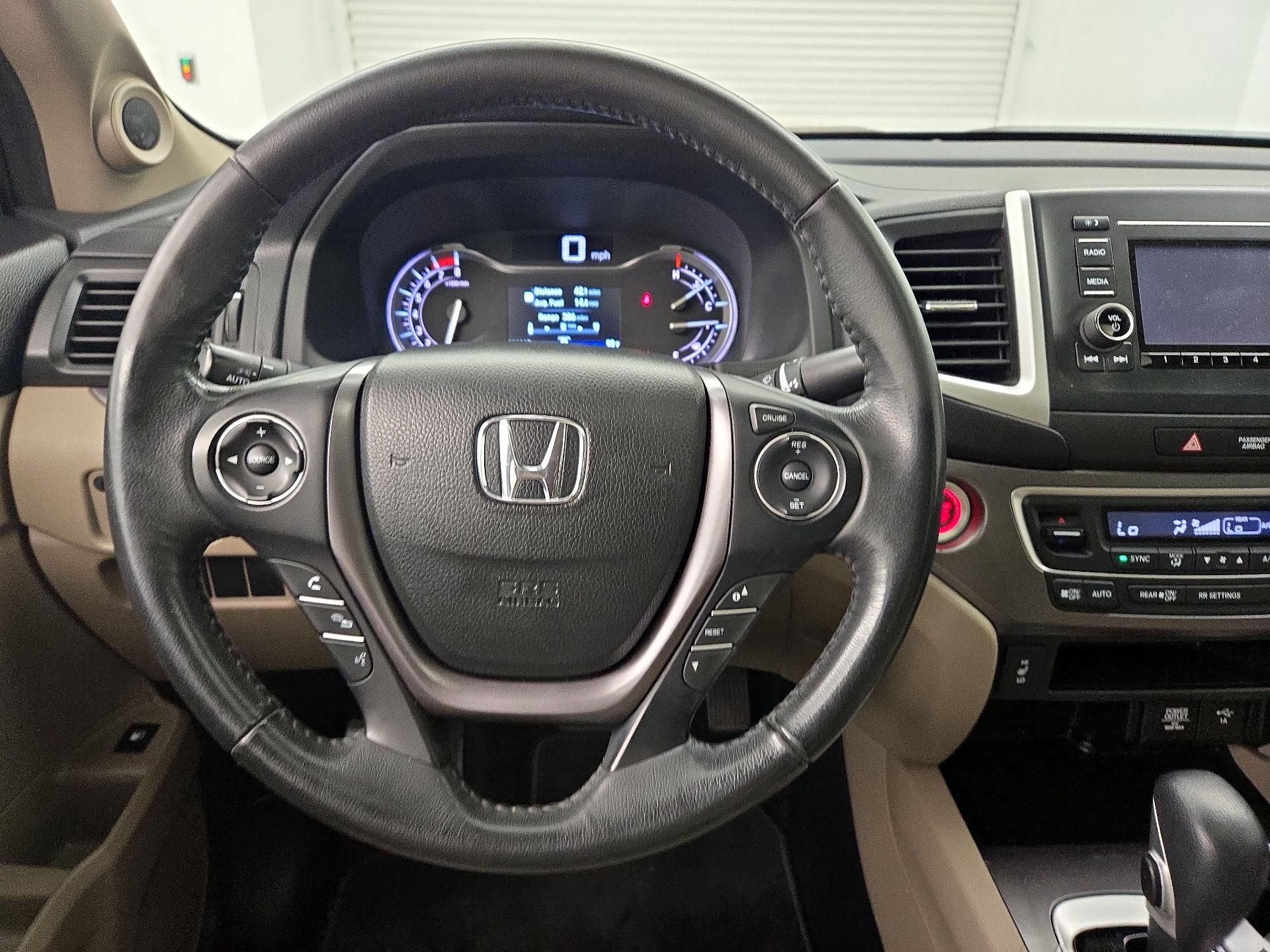 Thumbnail: 2019 Honda Ridgeline - 10