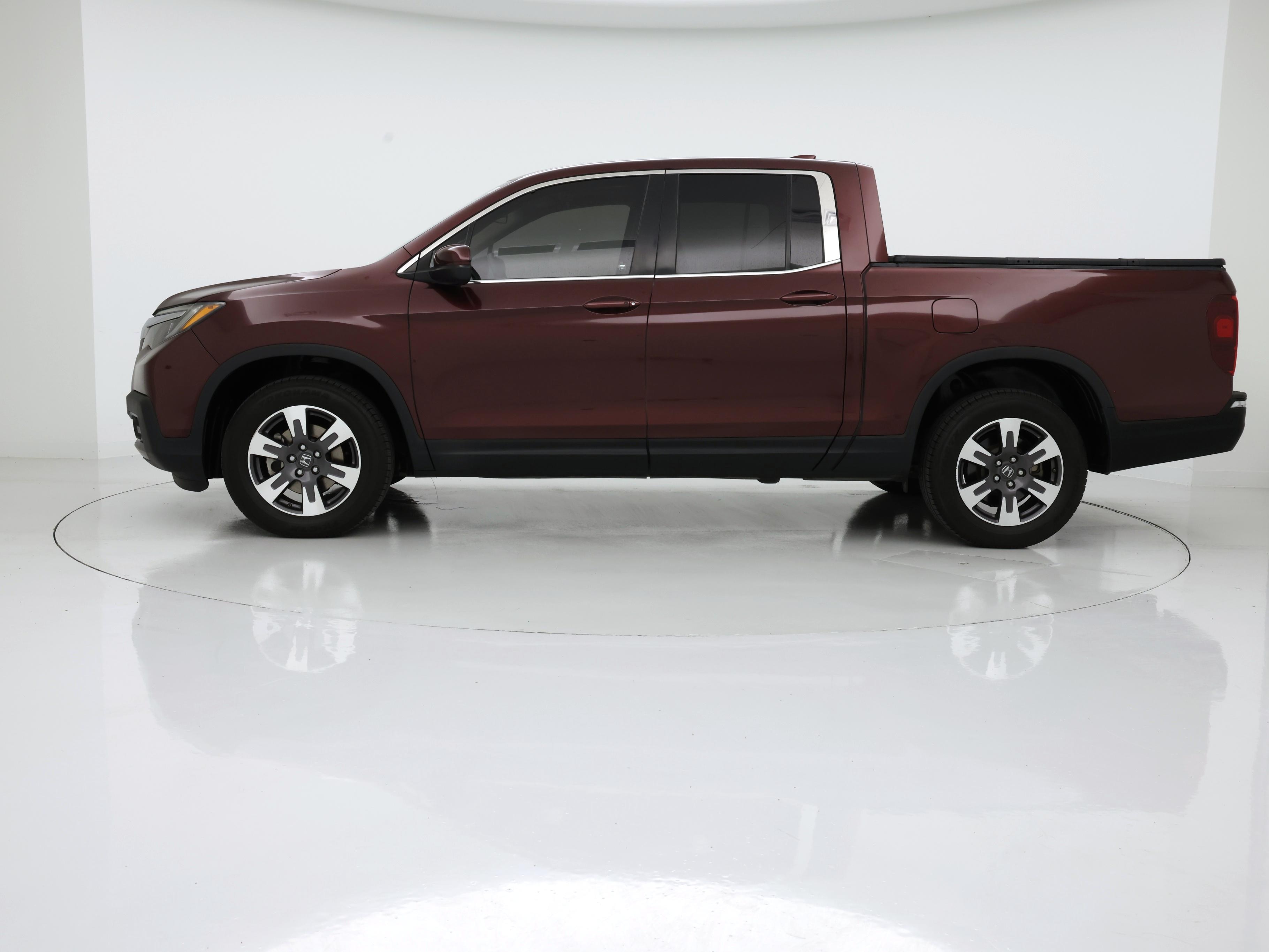 Thumbnail: 2019 Honda Ridgeline - 3