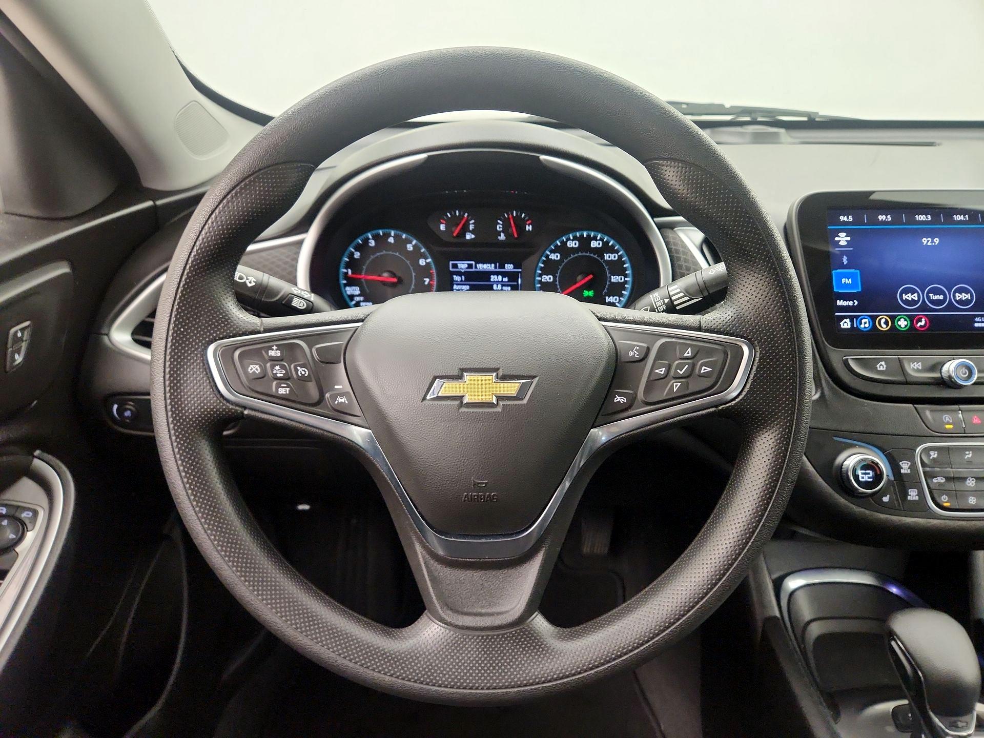 Thumbnail: 2024 Chevrolet Malibu - 10