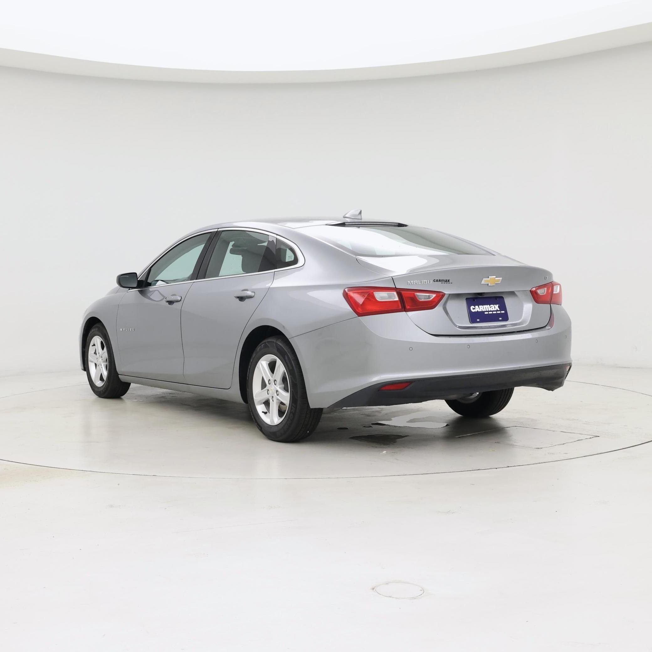 Thumbnail: 2024 Chevrolet Malibu - 2