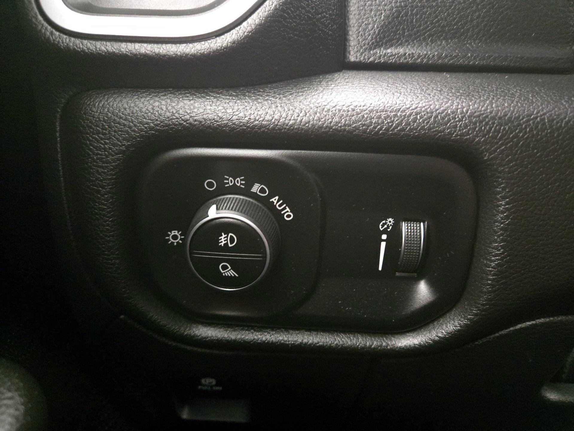 Thumbnail: 2023 RAM 1500 - 13