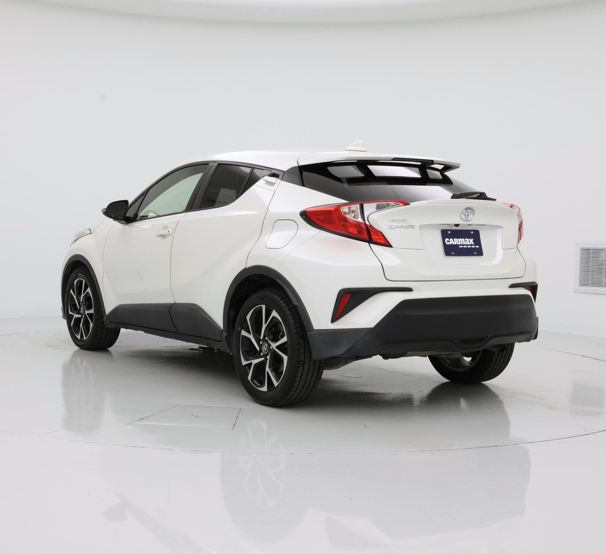 Thumbnail: 2019 Toyota C-HR - 2