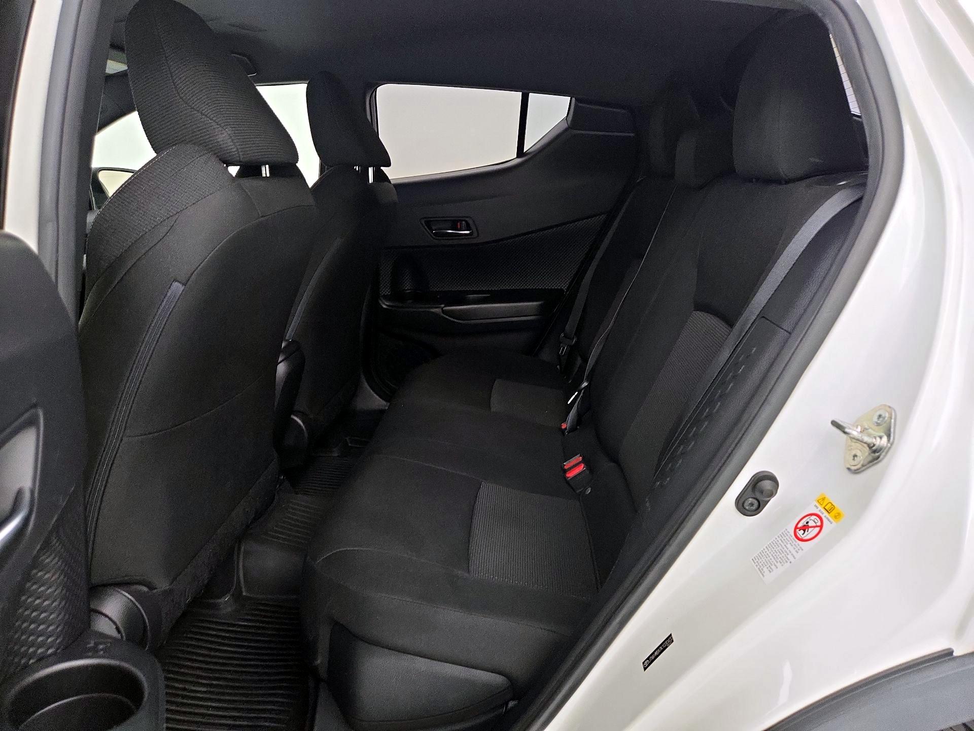 Thumbnail: 2019 Toyota C-HR - 19