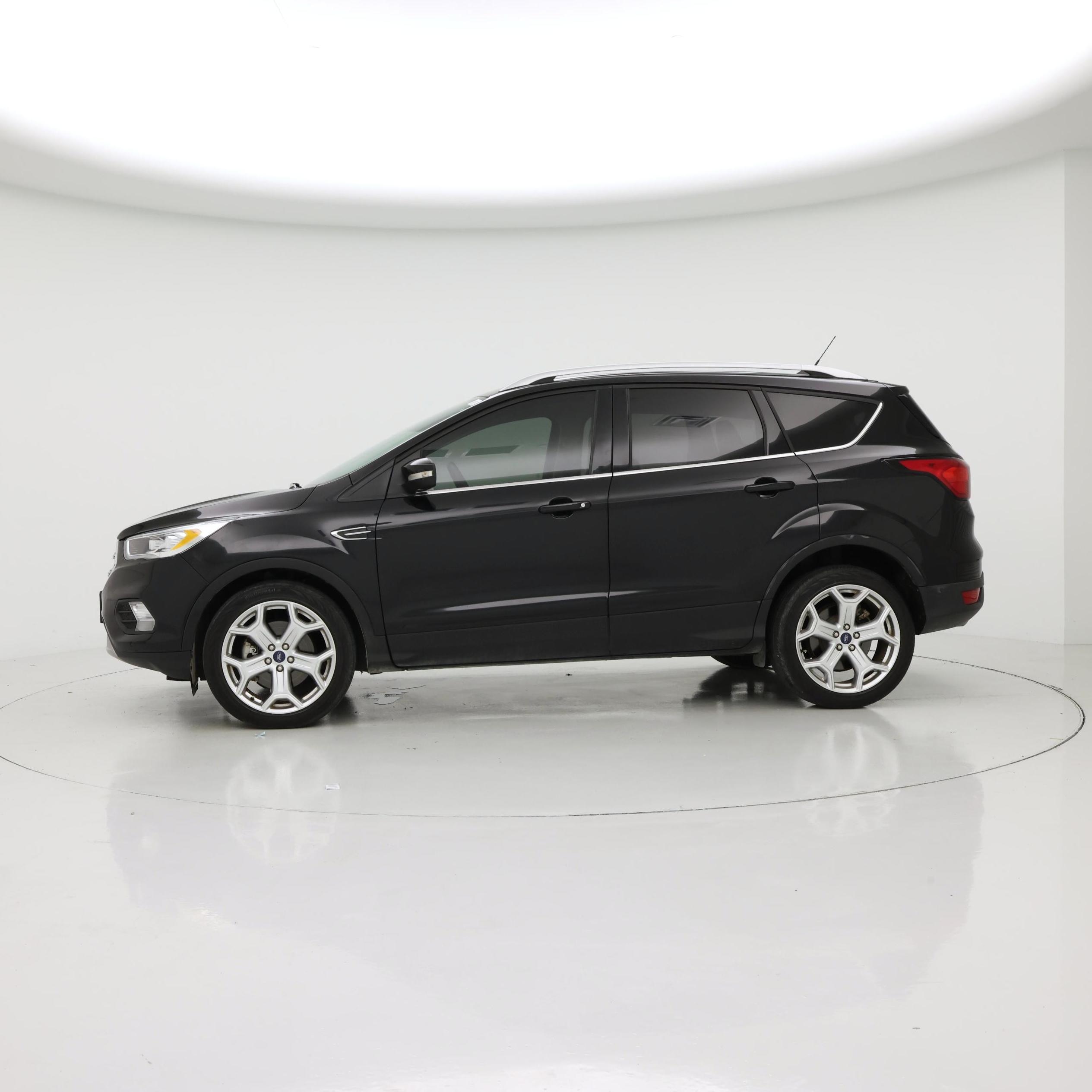 Thumbnail: 2019 Ford Escape - 3