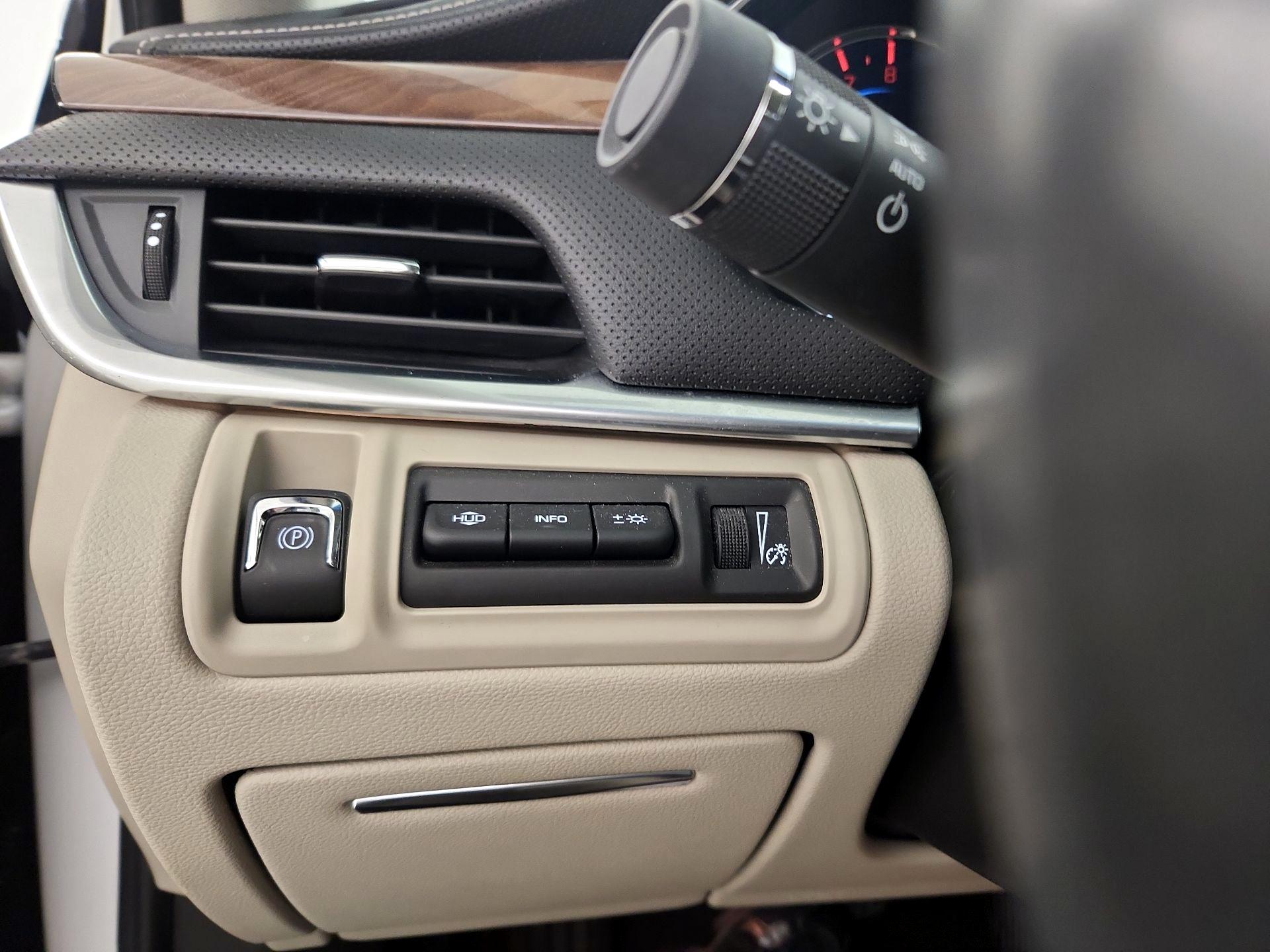 Thumbnail: 2019 Cadillac XTS - 13