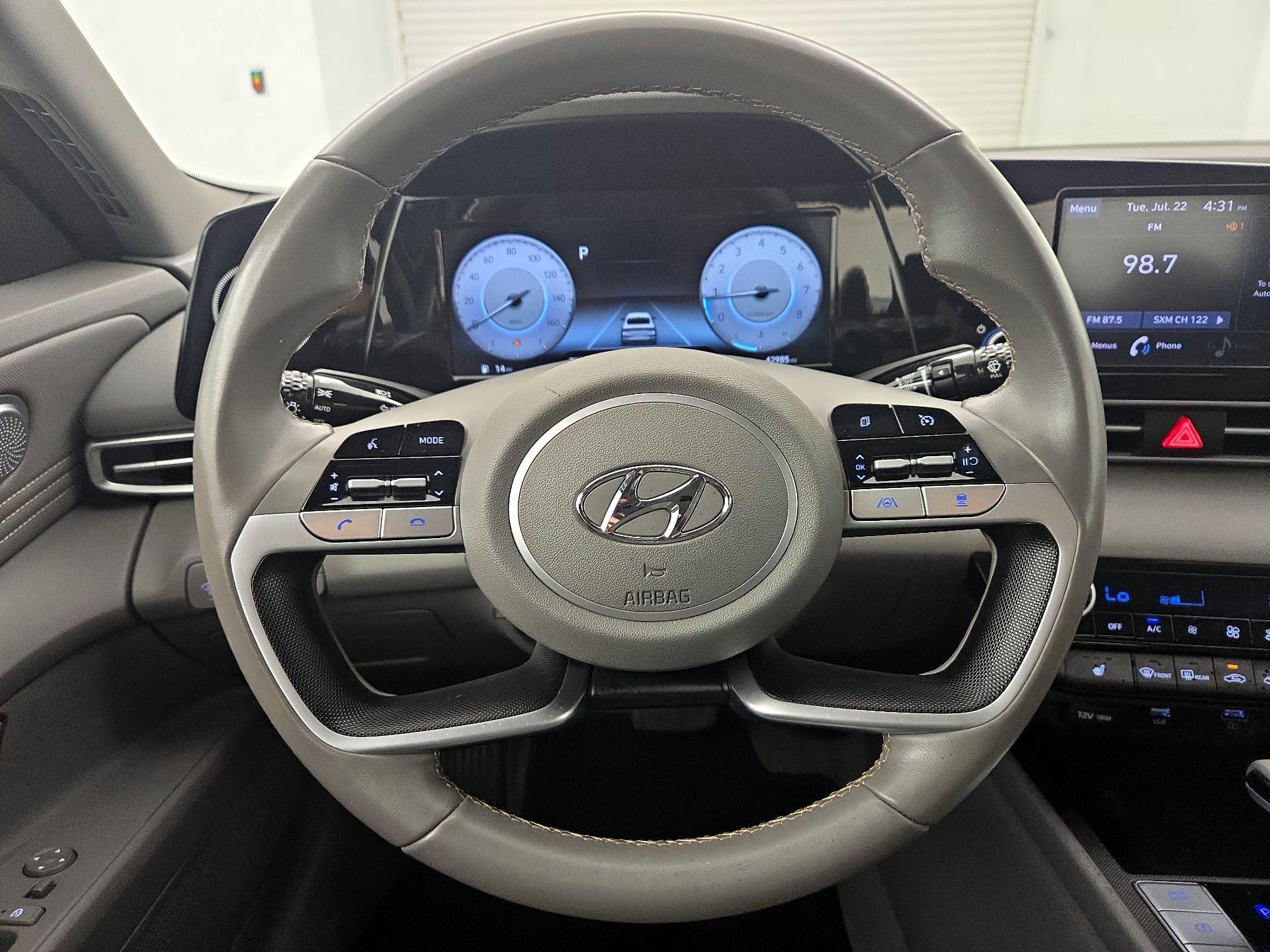 Thumbnail: 2021 Hyundai Elantra - 10