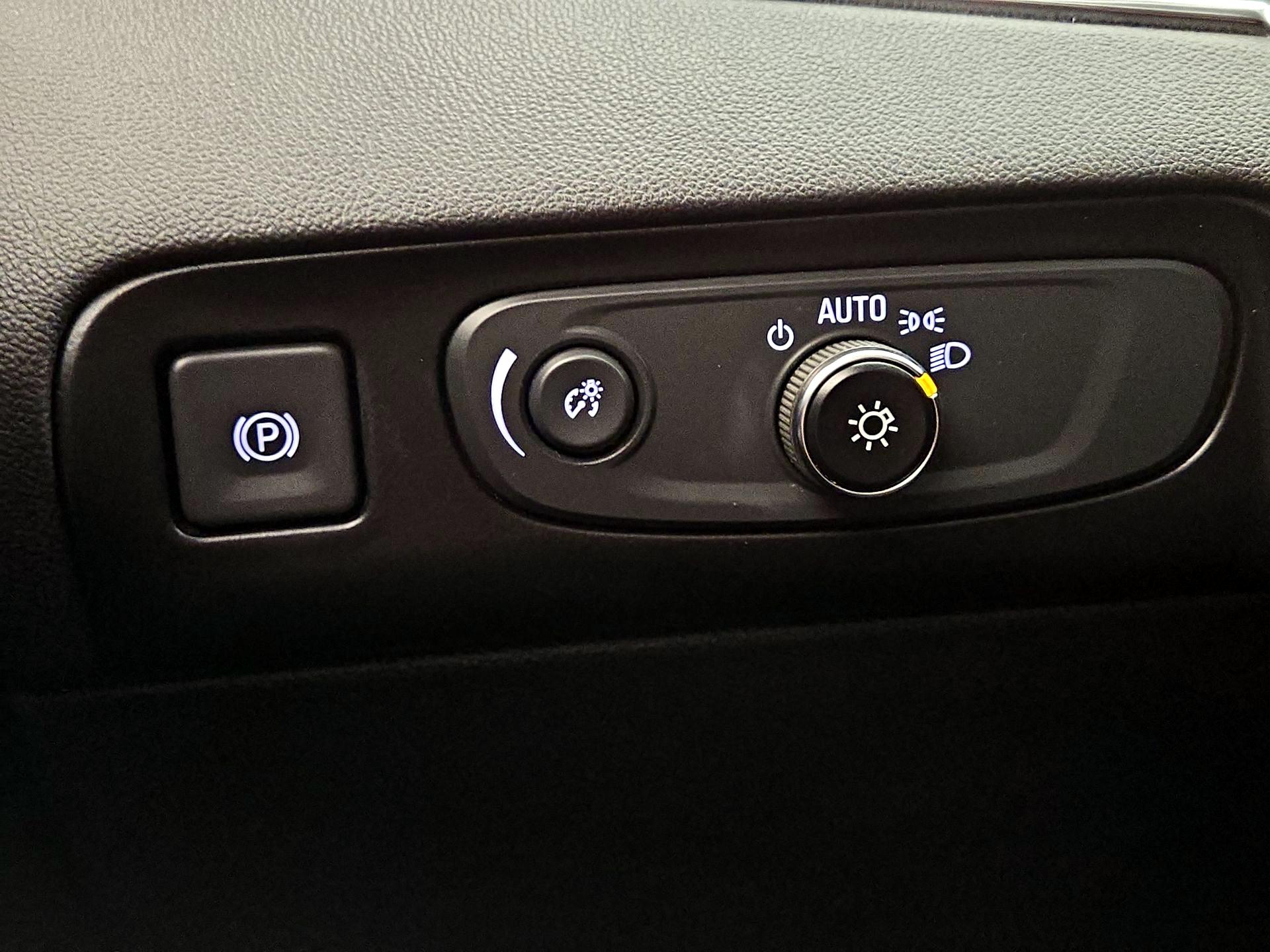 Thumbnail: 2021 Buick Enclave - 13