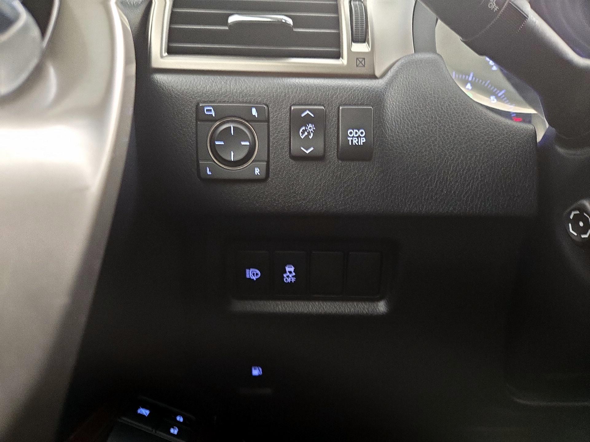 Thumbnail: 2019 Lexus GX - 13