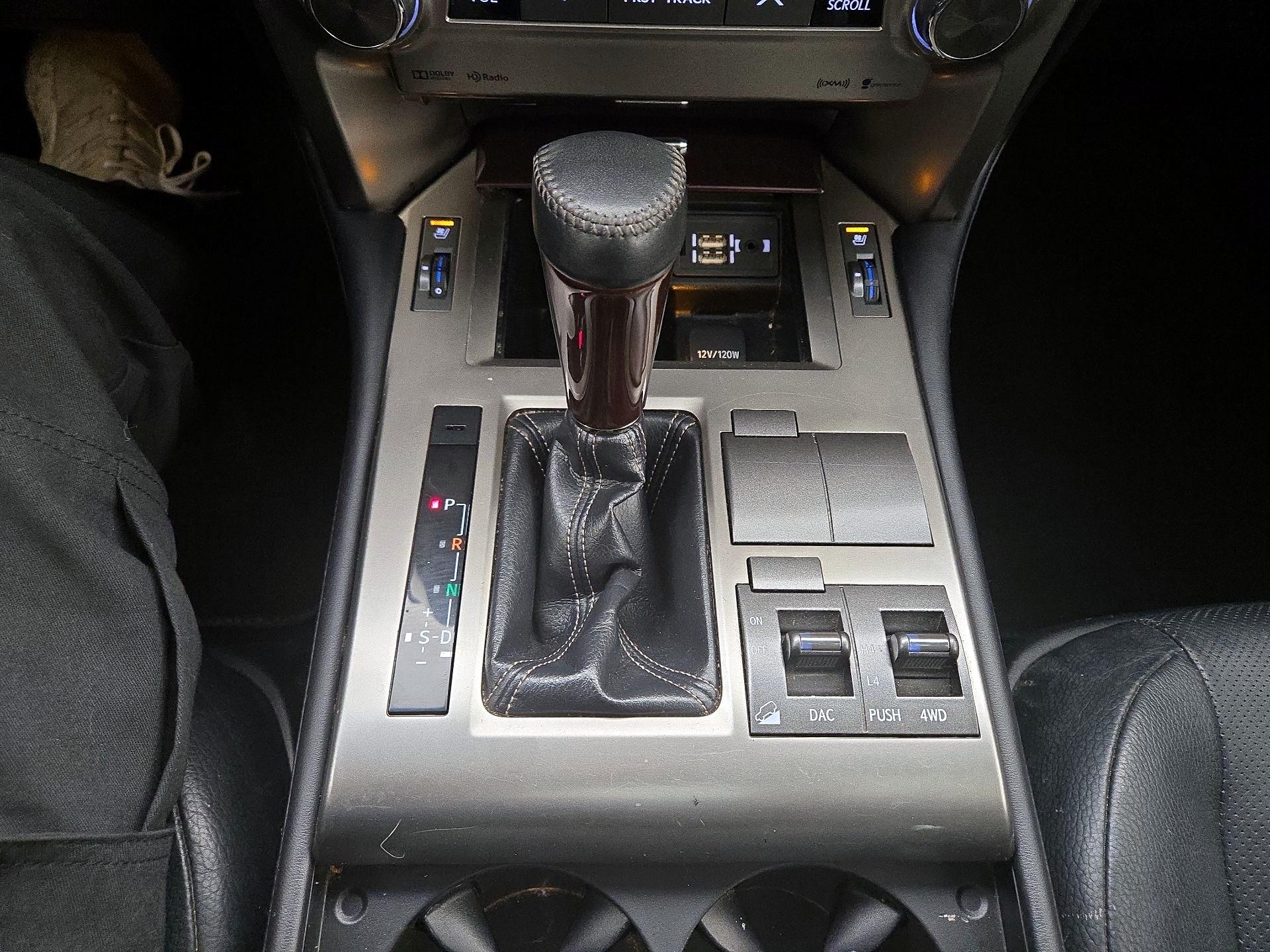 Thumbnail: 2019 Lexus GX - 18
