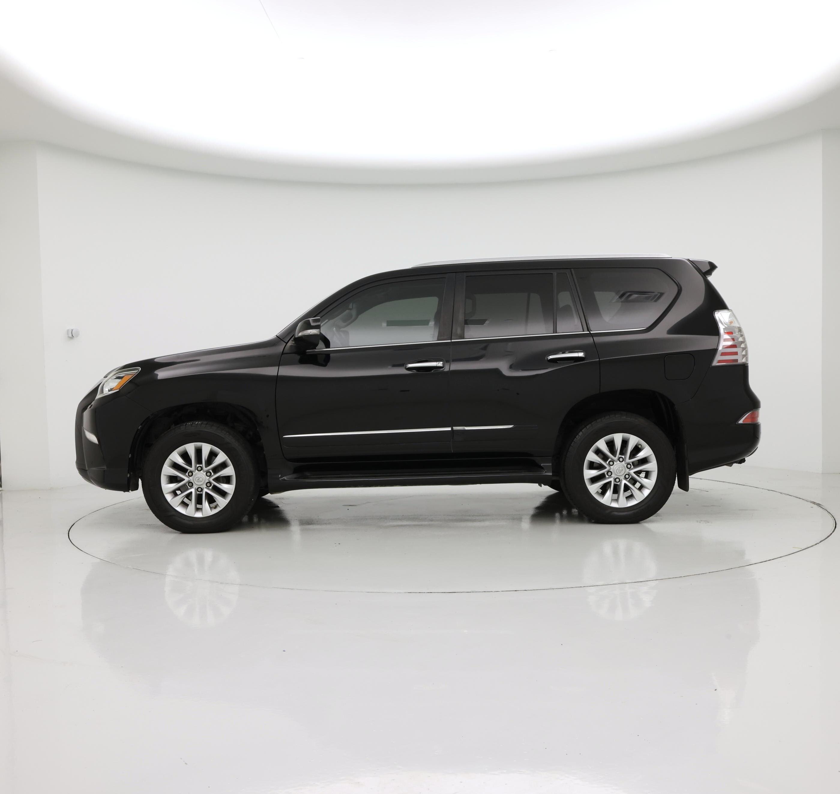 Thumbnail: 2019 Lexus GX - 3