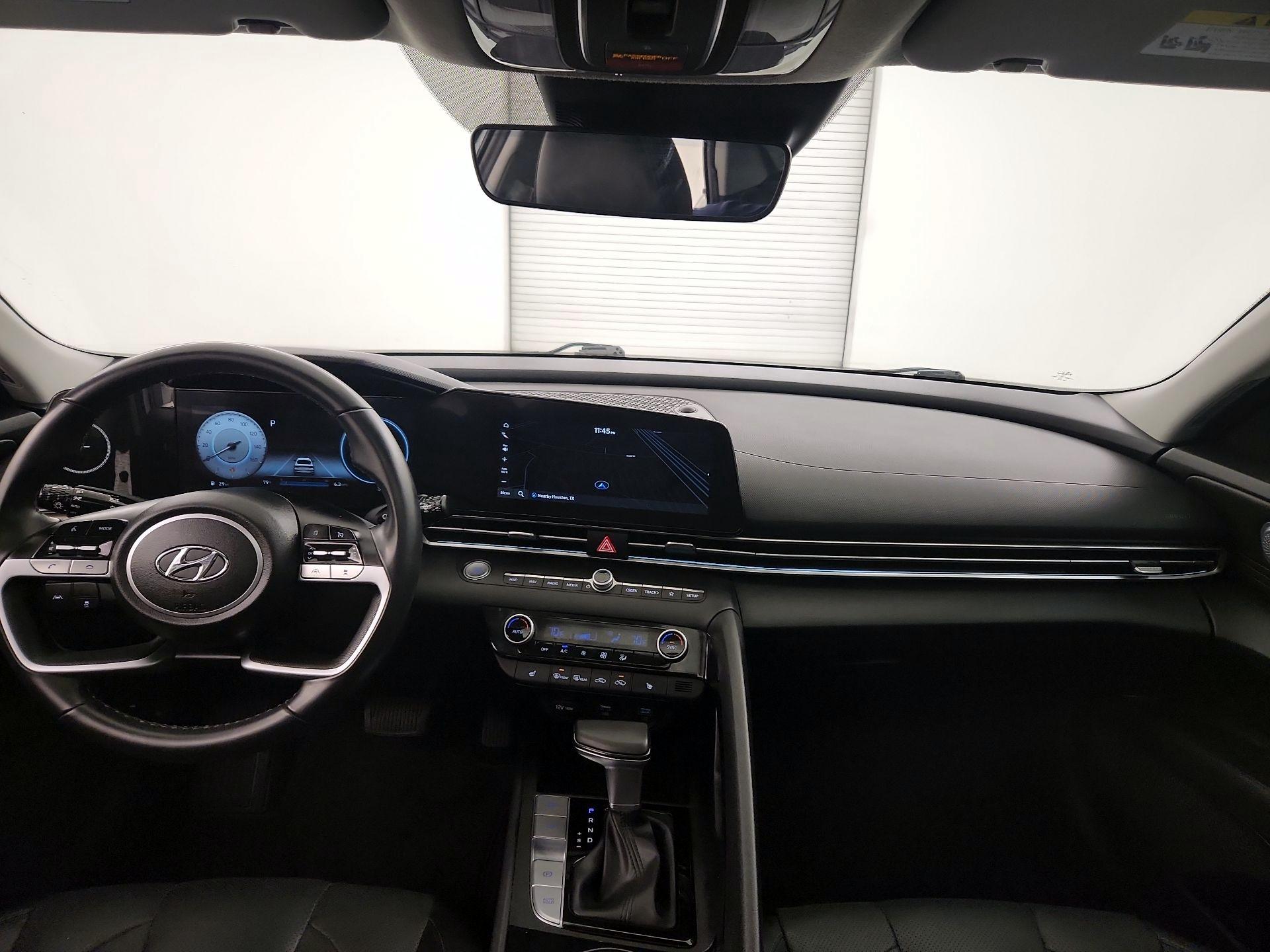 Thumbnail: 2023 Hyundai Elantra - 9