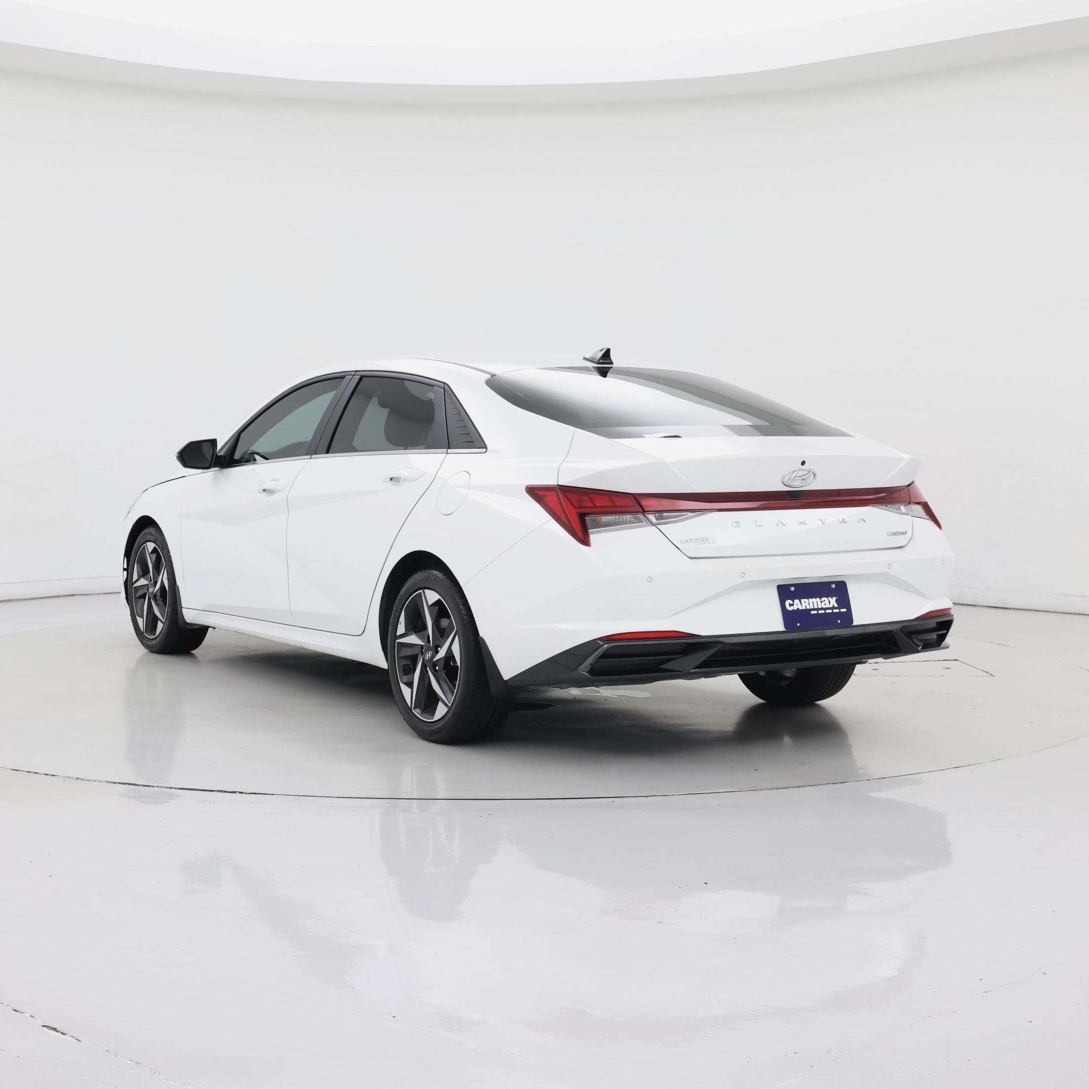 Thumbnail: 2023 Hyundai Elantra - 2