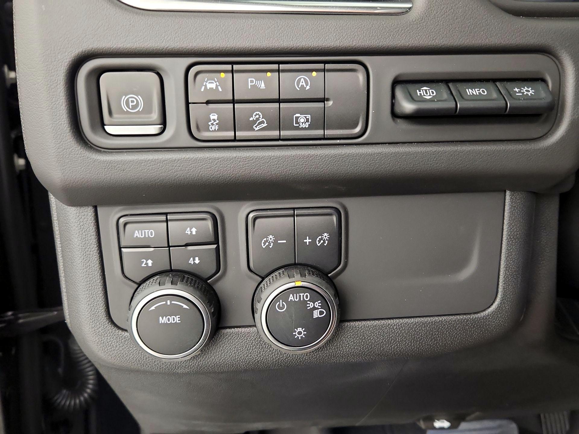 Thumbnail: 2023 Chevrolet Tahoe - 13