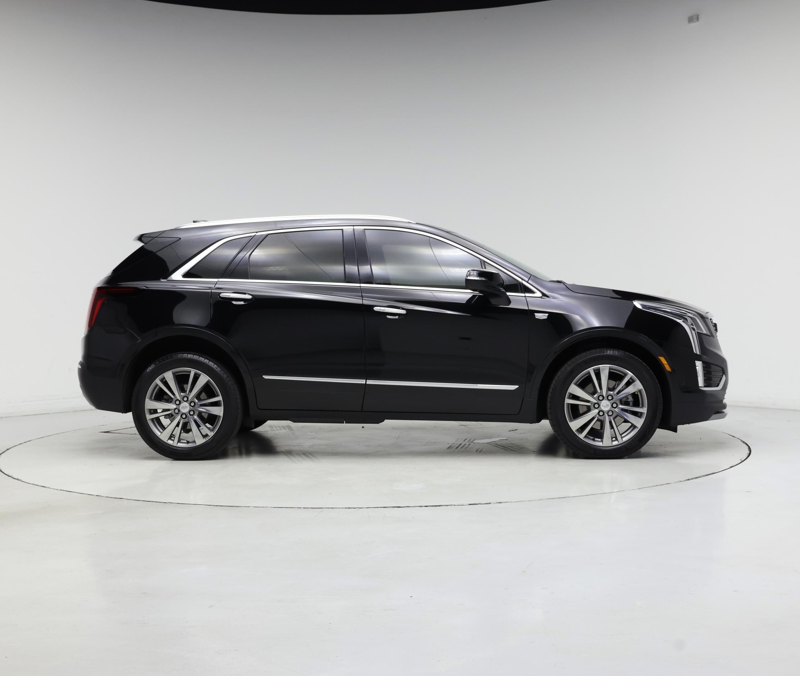 Thumbnail: 2022 Cadillac XT5 - 7