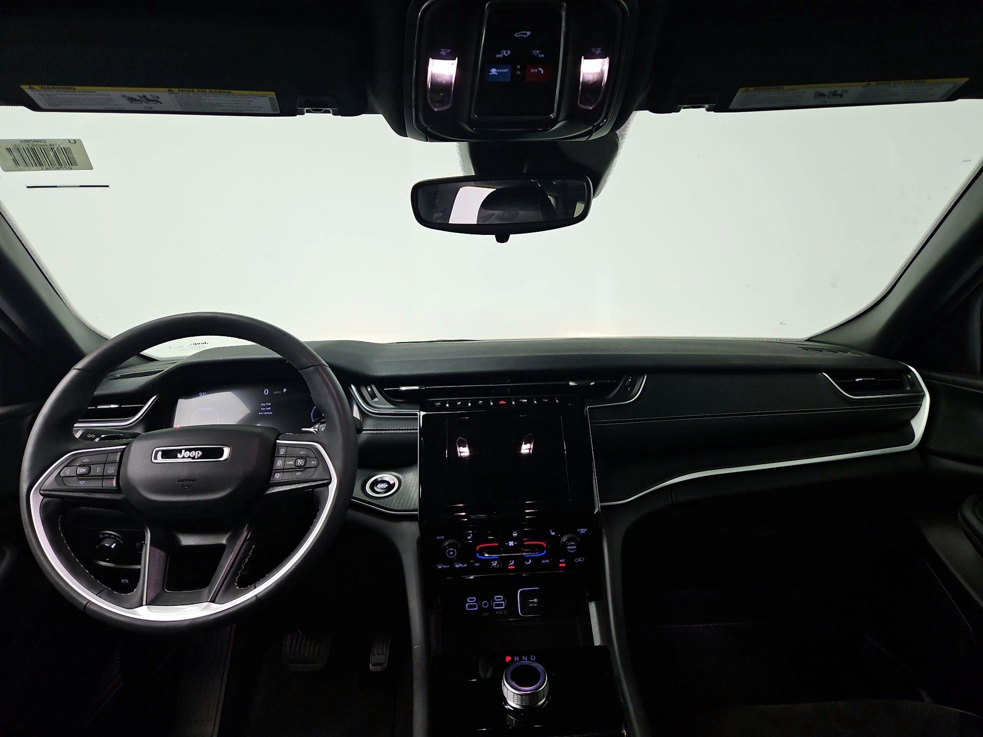 Thumbnail: 2024 Jeep Grand Cherokee - 9