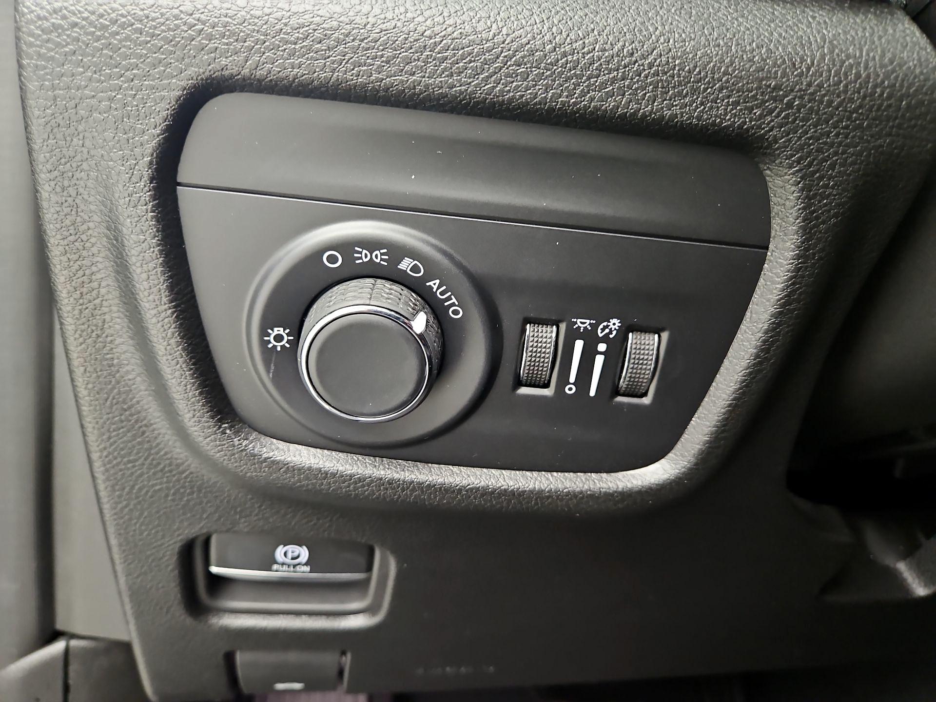 Thumbnail: 2024 Jeep Grand Cherokee - 13