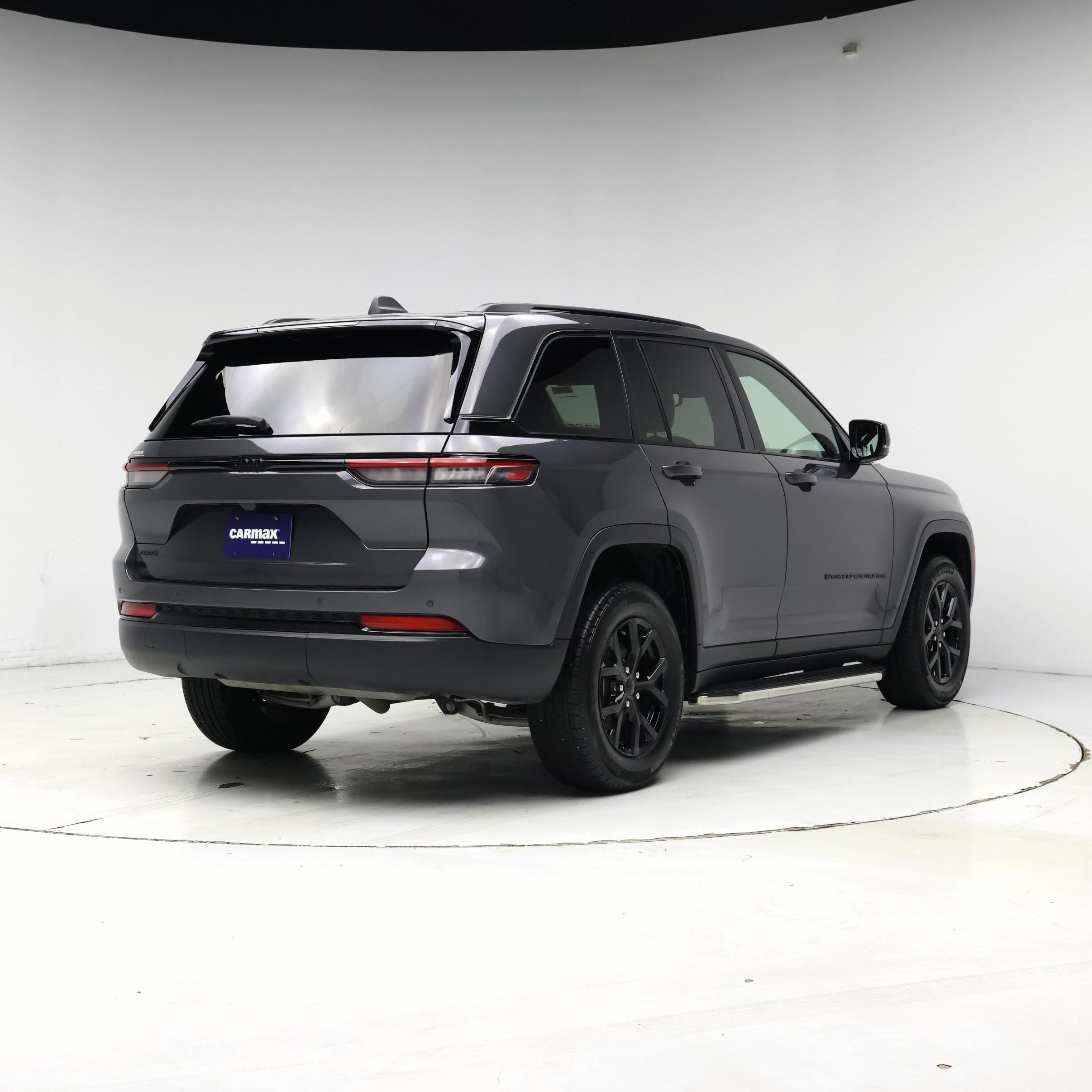 Thumbnail: 2024 Jeep Grand Cherokee - 8