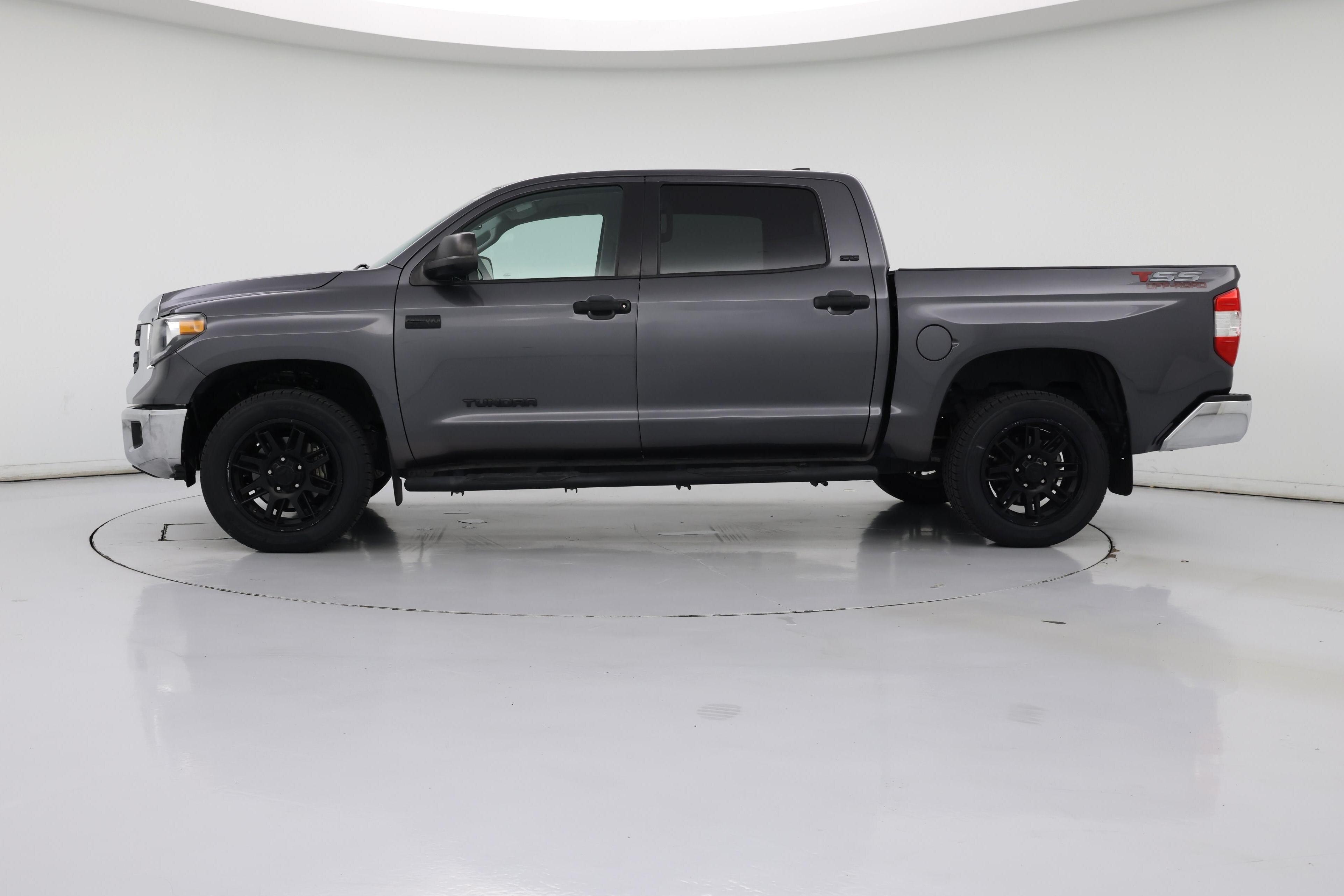 Thumbnail: 2021 Toyota Tundra - 3
