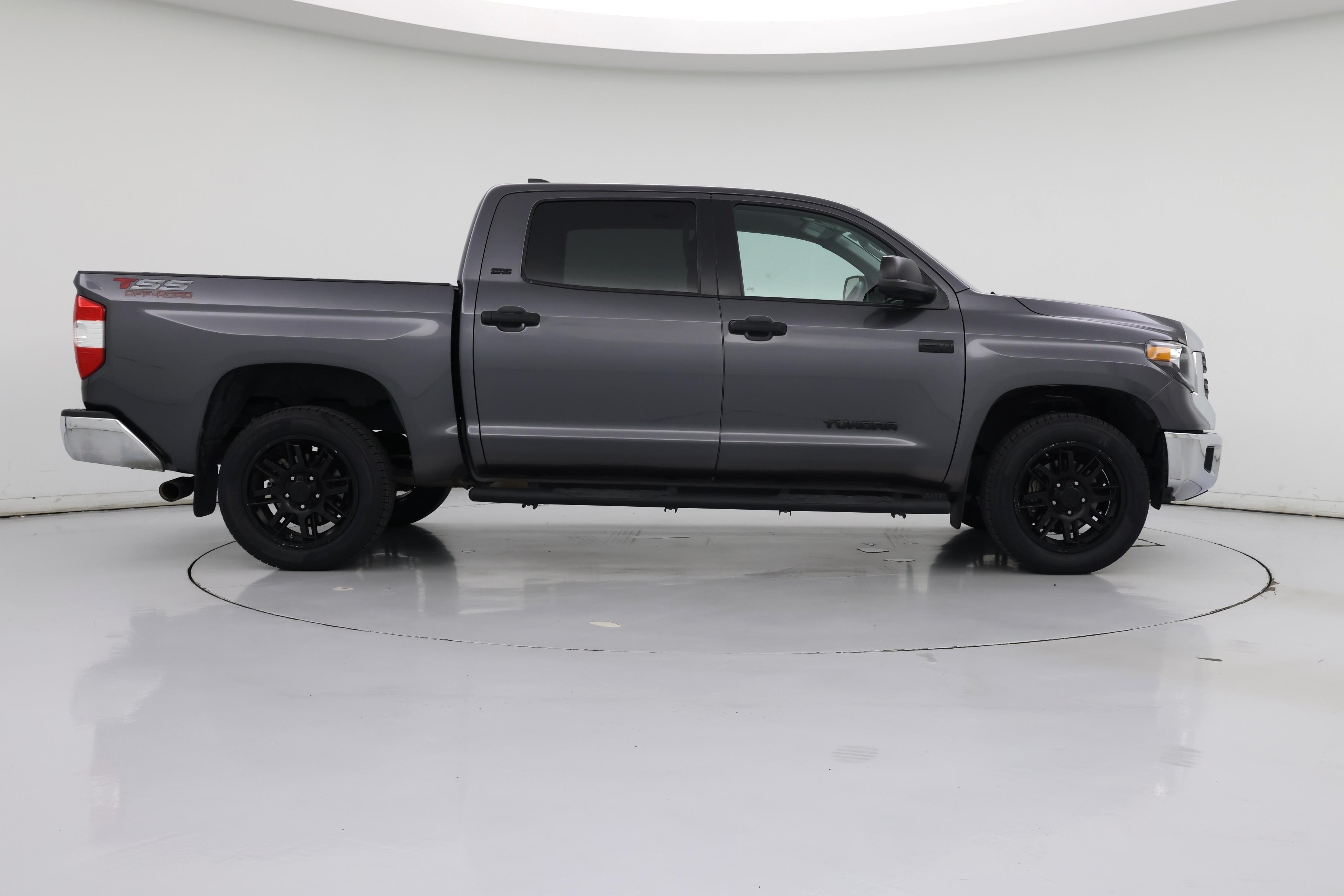 Thumbnail: 2021 Toyota Tundra - 7