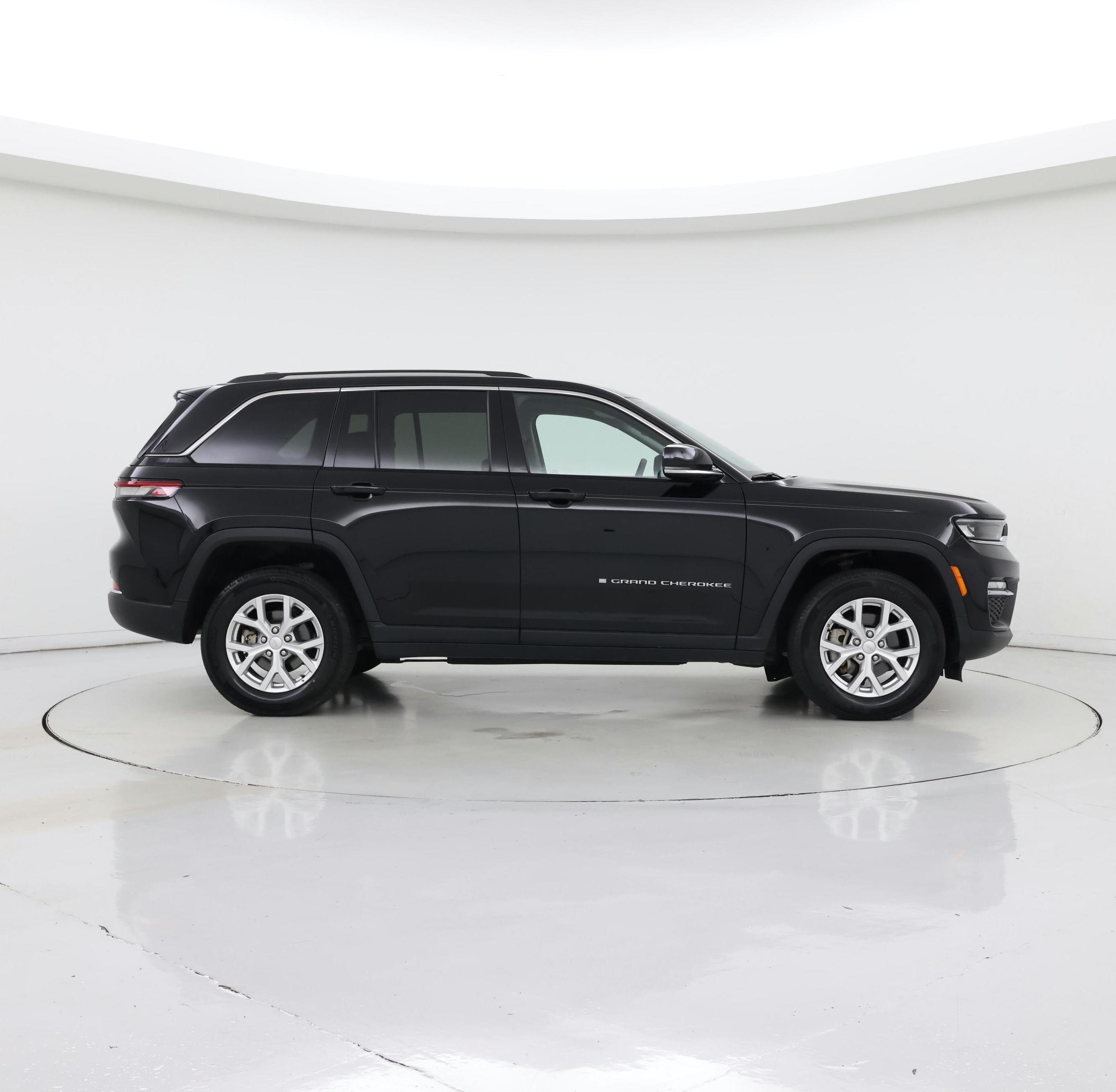 Thumbnail: 2023 Jeep Grand Cherokee - 7
