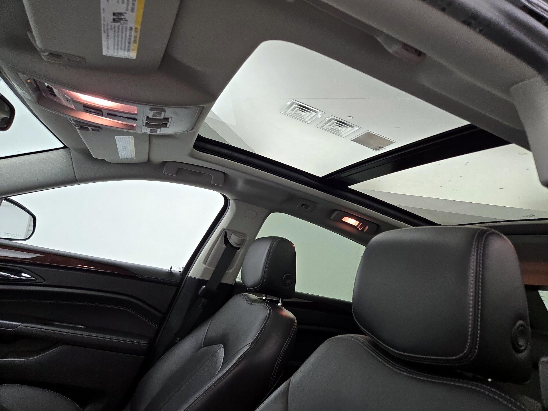 Thumbnail: 2014 Cadillac SRX - 20