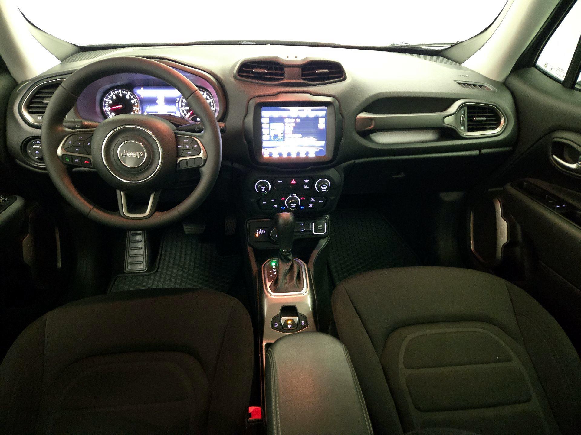 Thumbnail: 2022 Jeep Renegade - 9