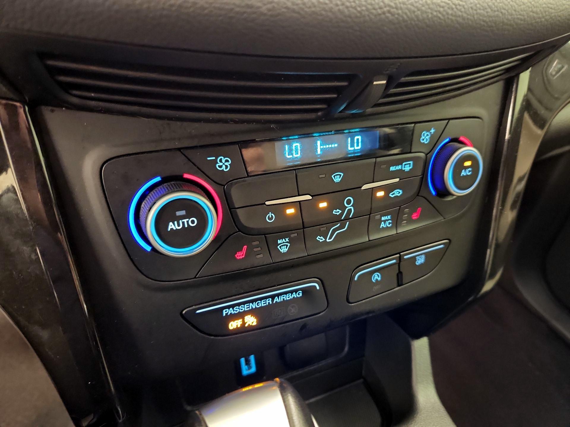 Thumbnail: 2019 Ford Escape - 16