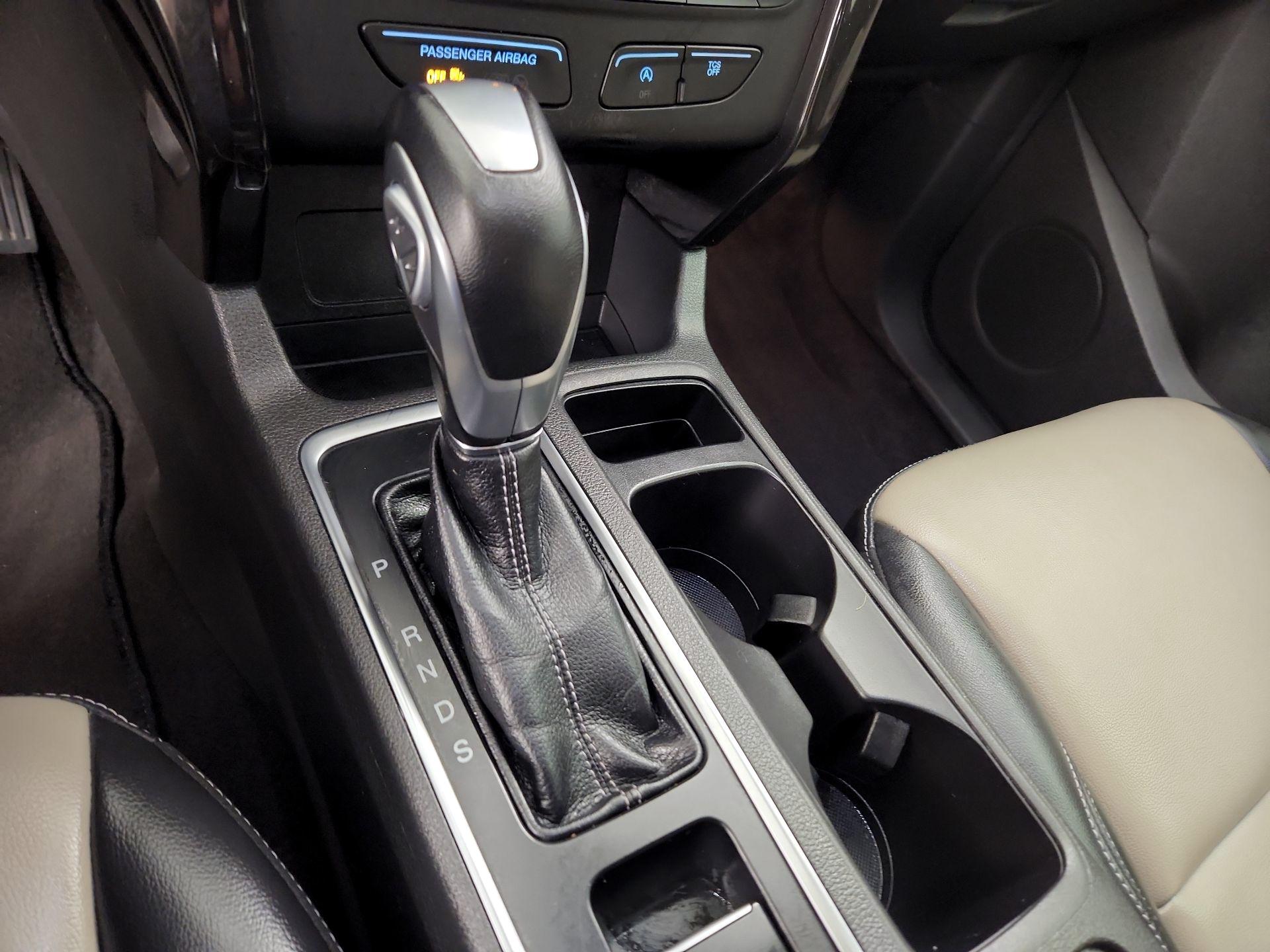 Thumbnail: 2019 Ford Escape - 17