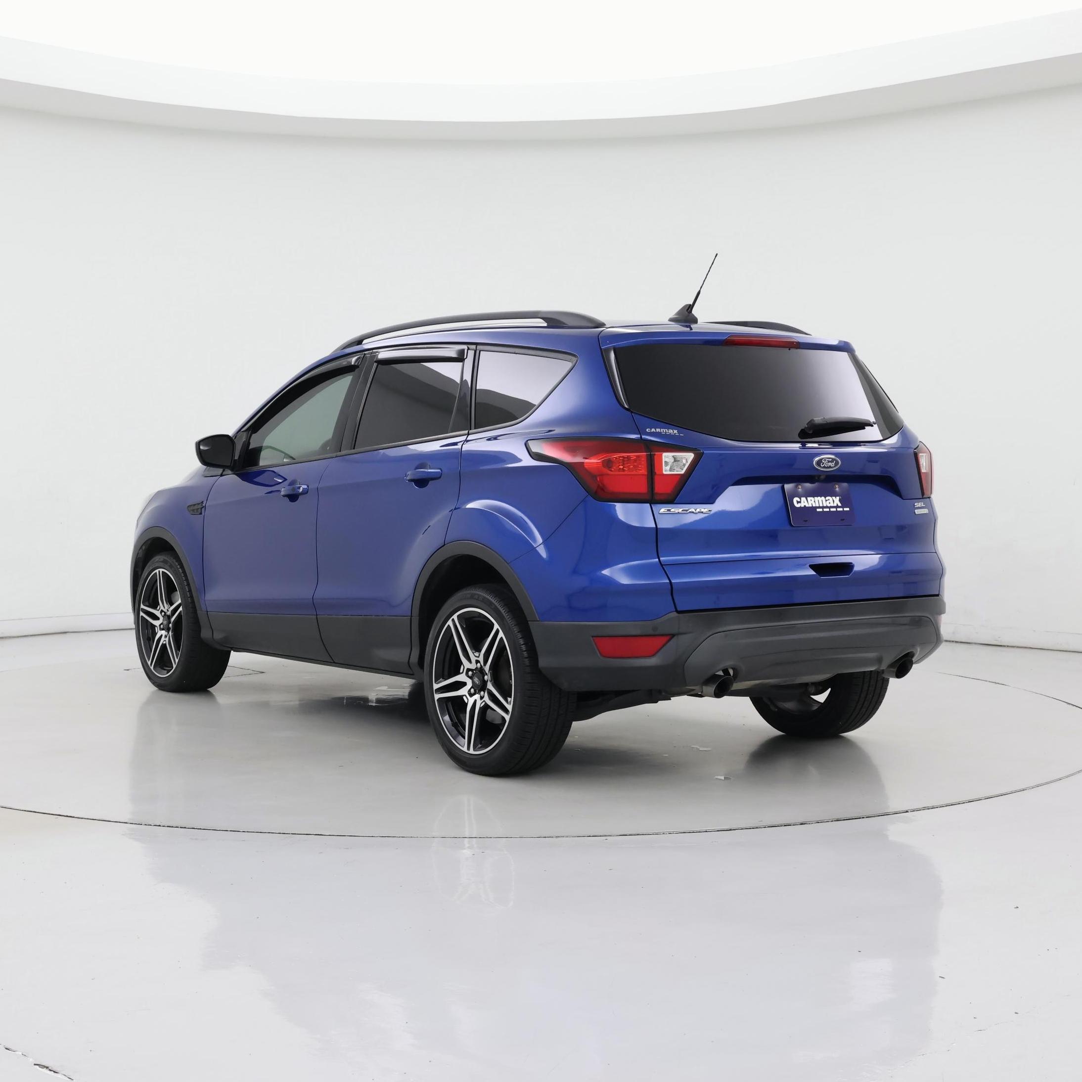 Thumbnail: 2019 Ford Escape - 2